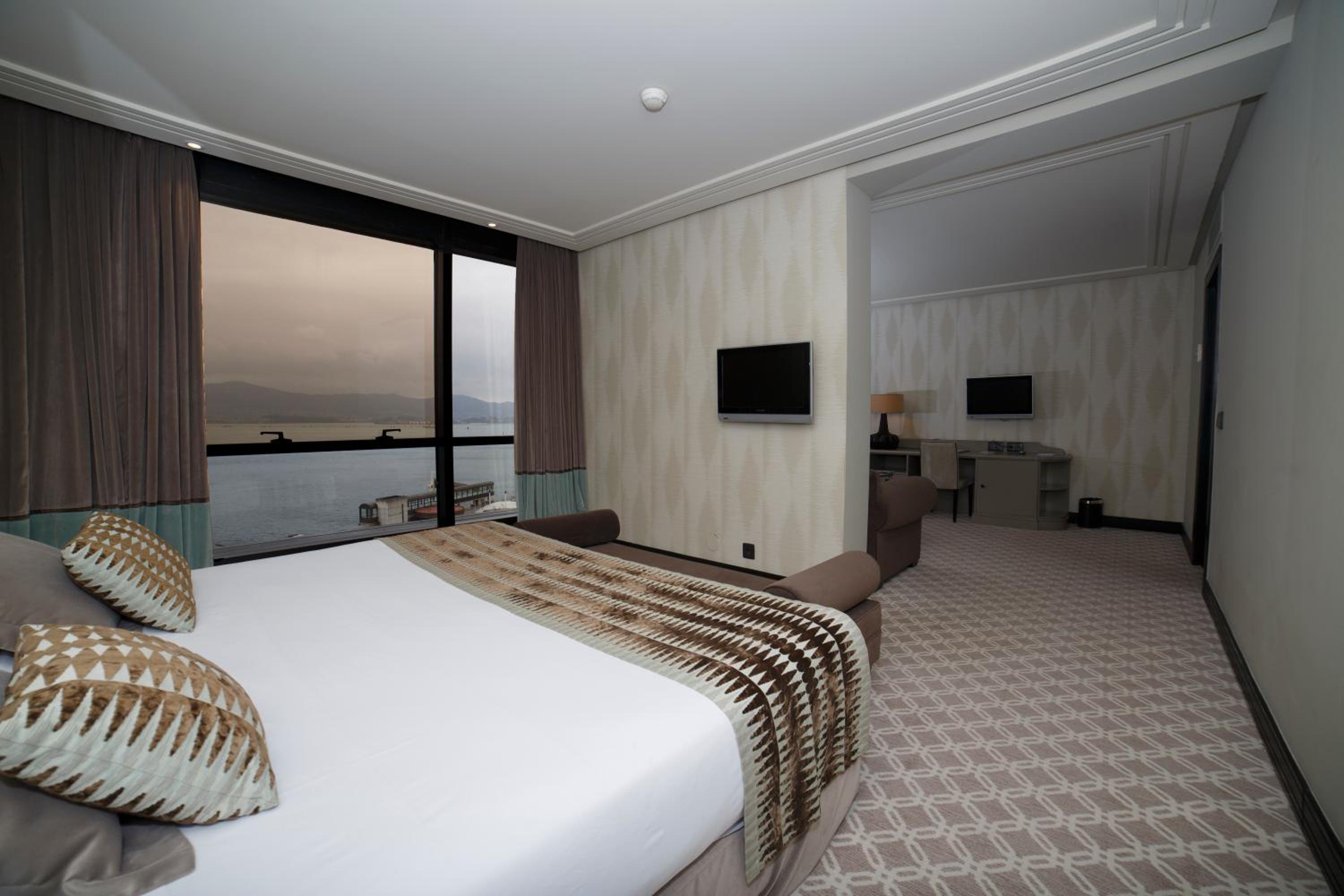 Junior Suite - Photo 22