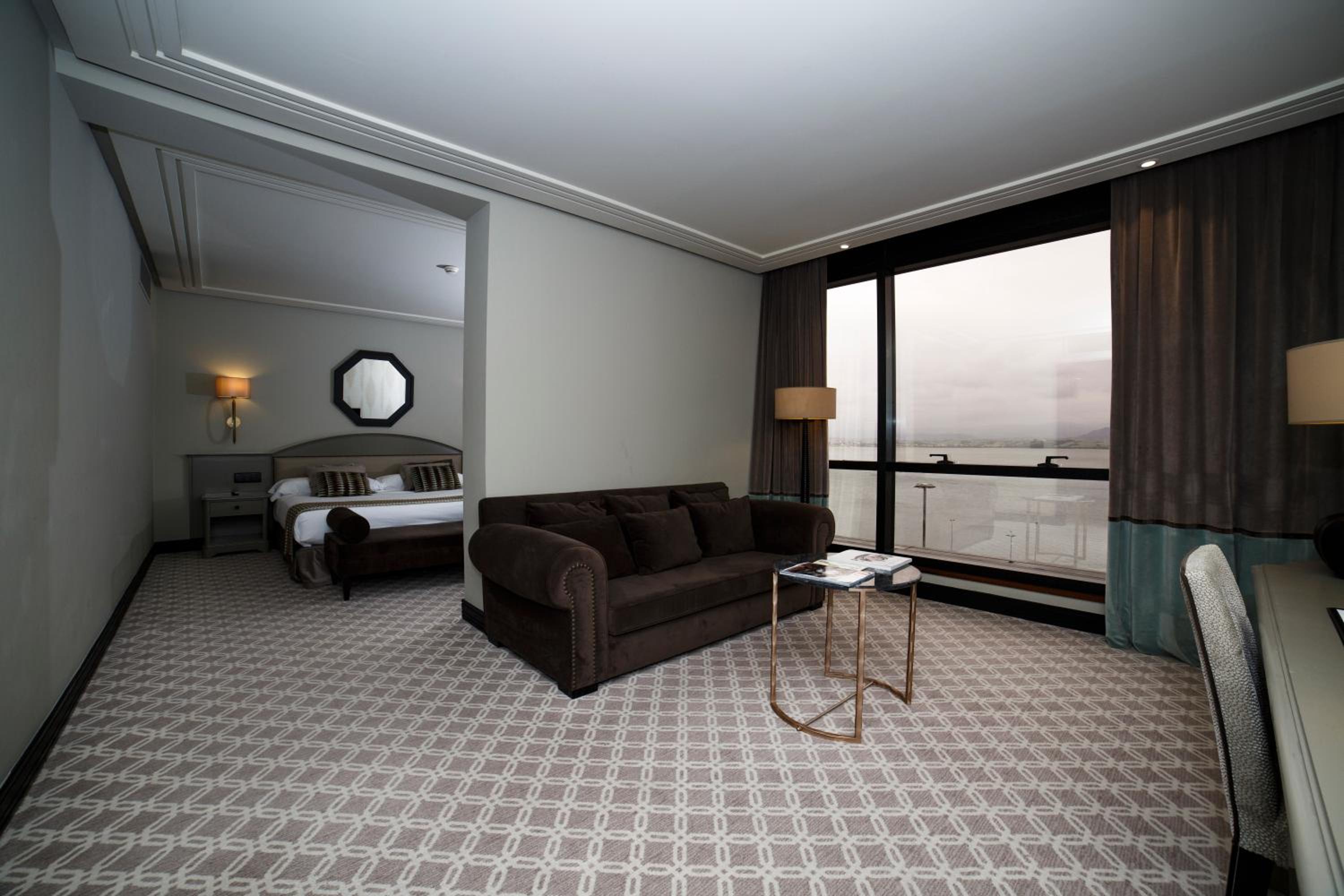 Junior Suite - Photo 23