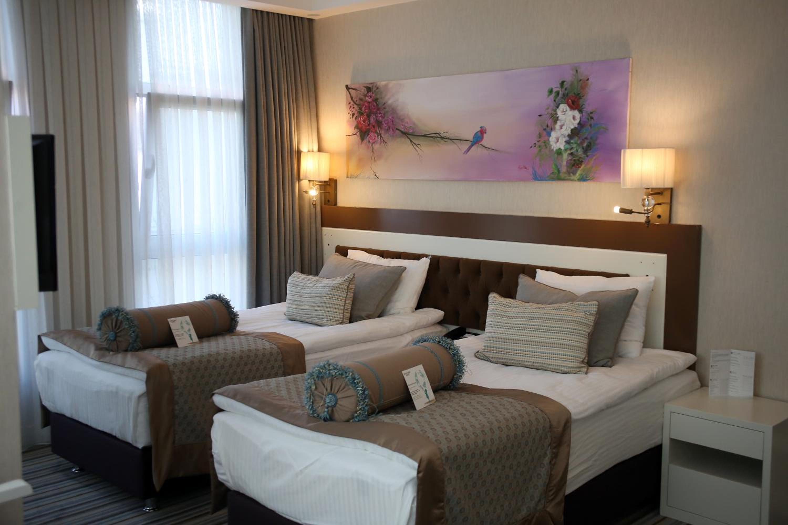Standard Double Room - Photo 2