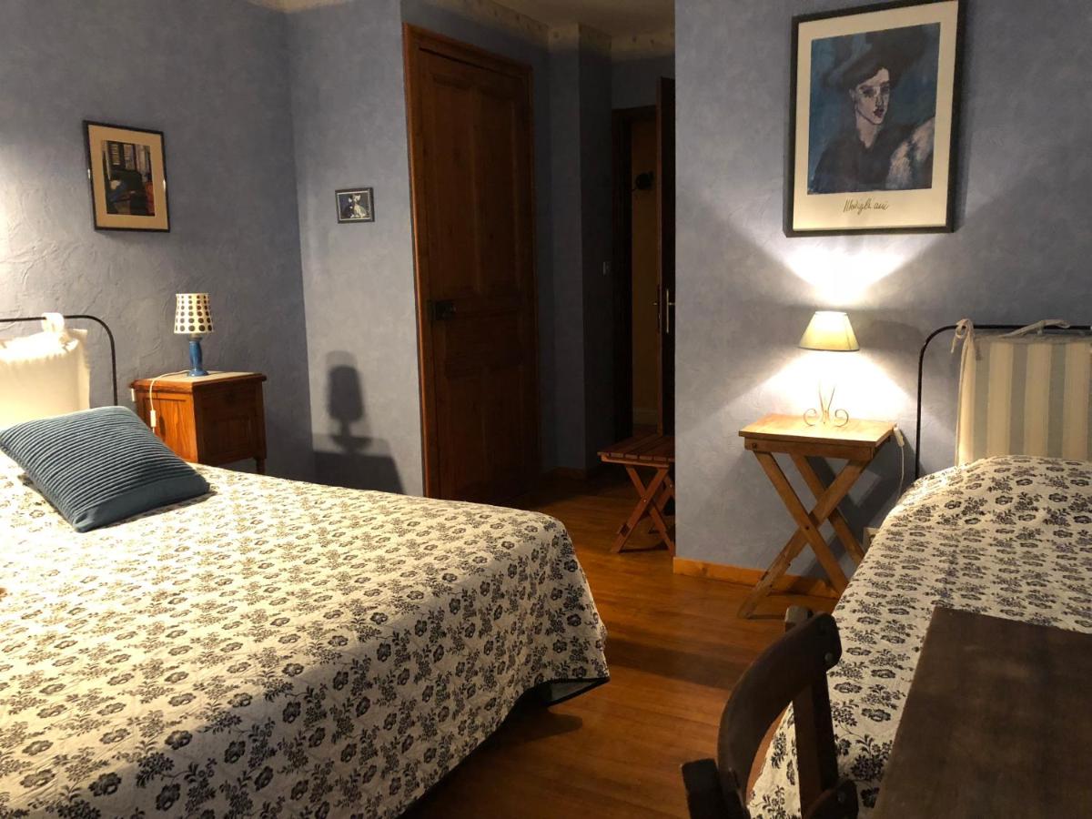 Double Room with Private Bathroom photo 2