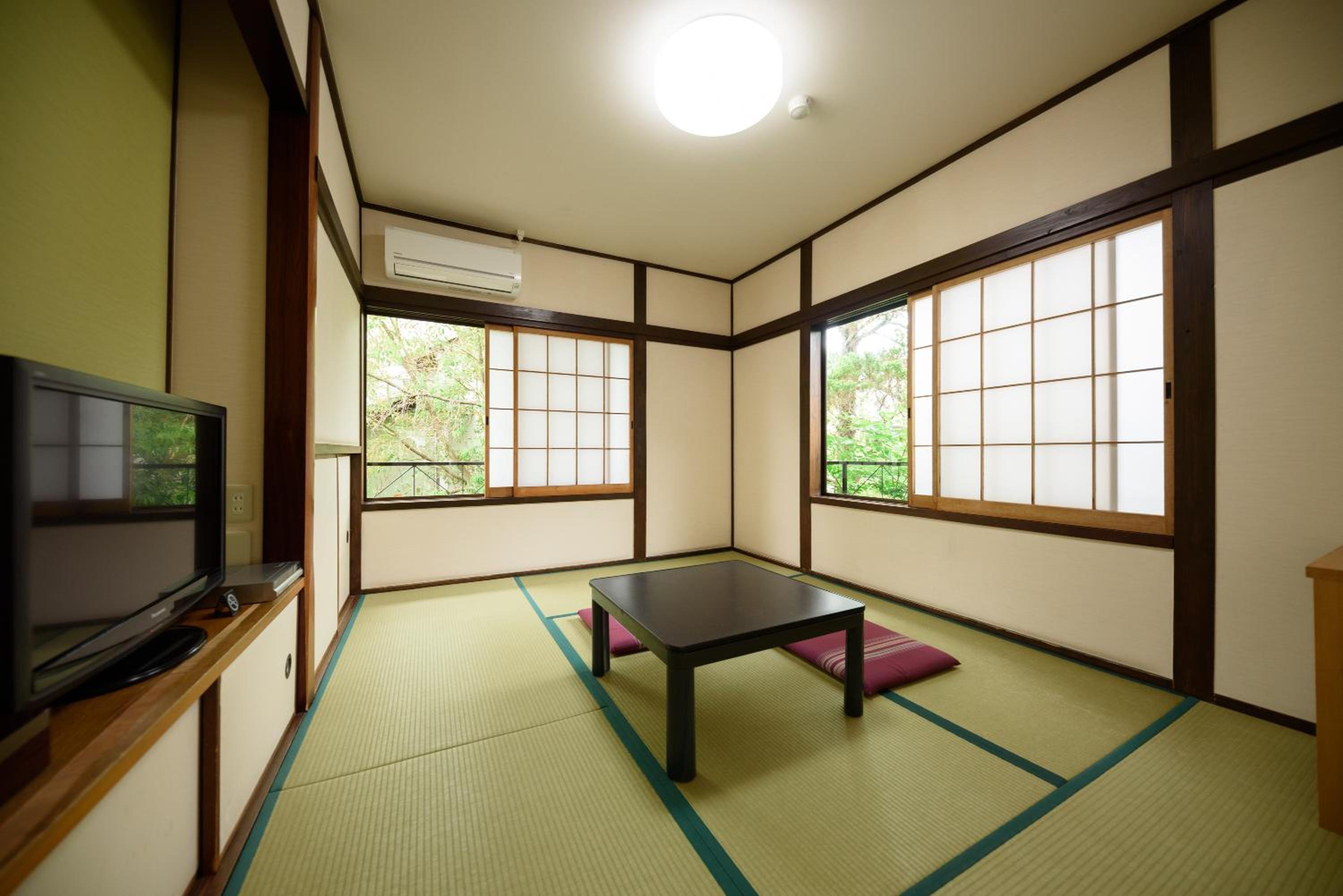  Japanese-Style Standard Room with Shared Bathroom (Adult Only) photo 3