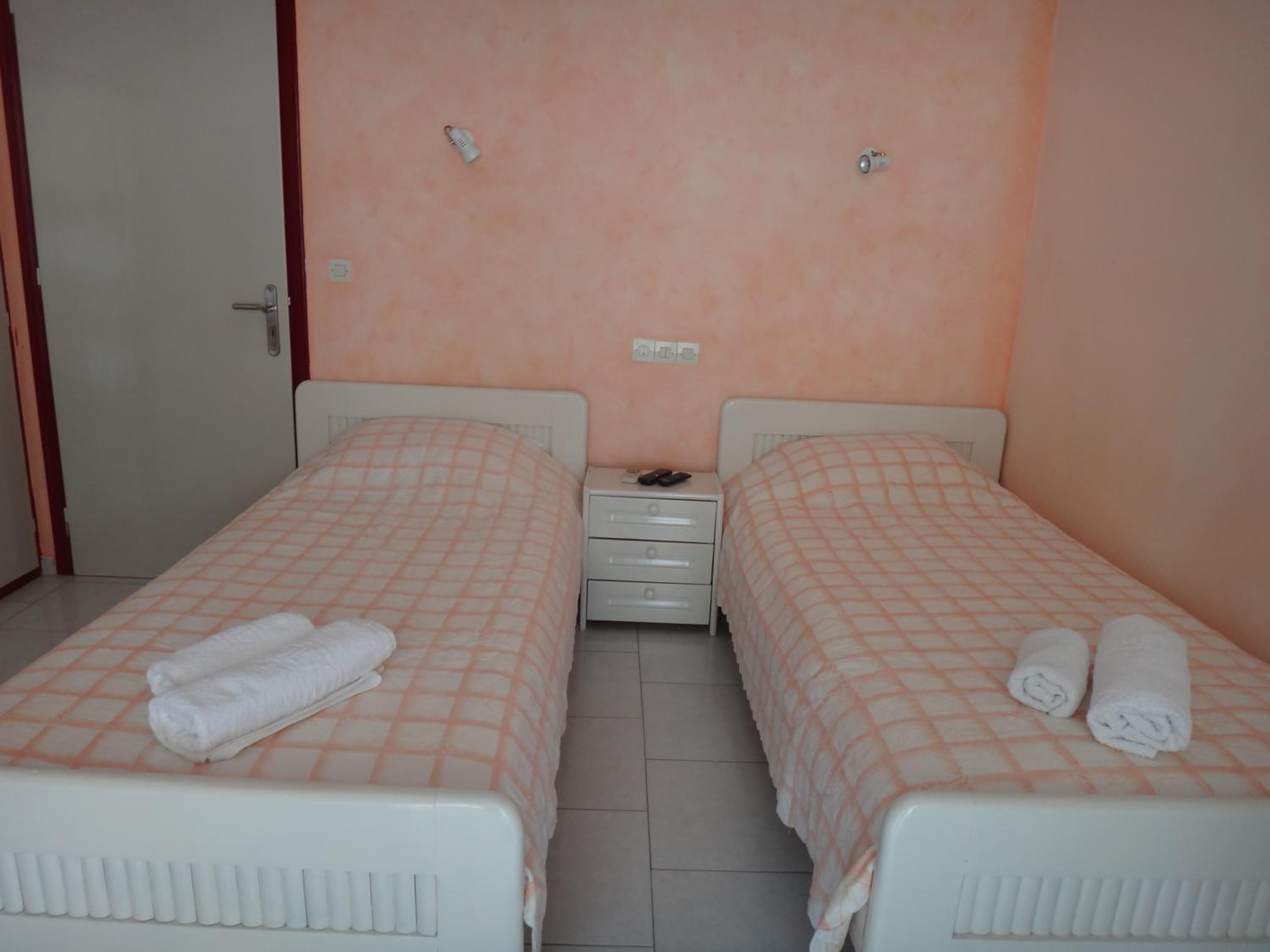 Economy Twin Room