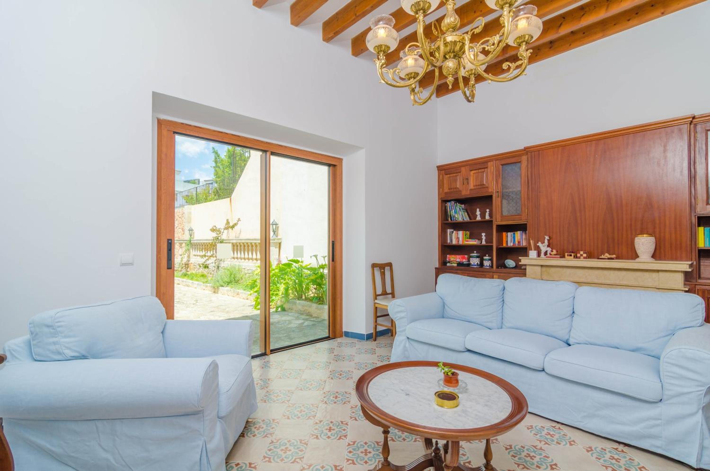 Villa de cinco habitaciones