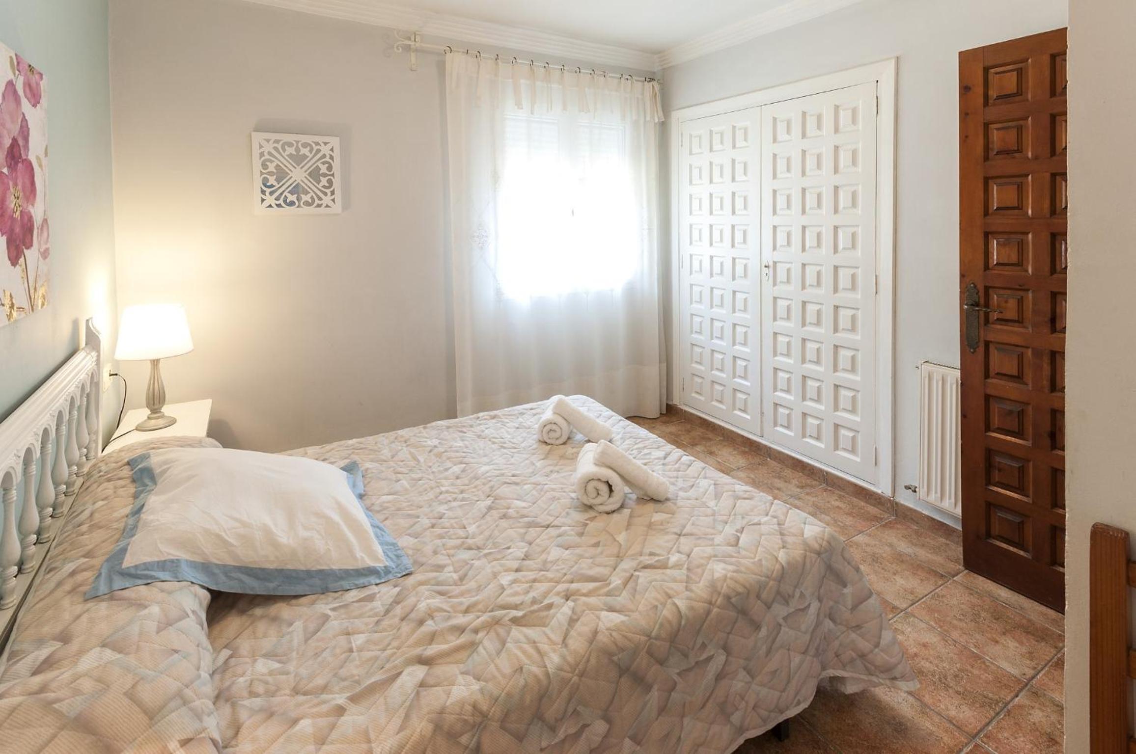 Casa adosada de tres habitaciones