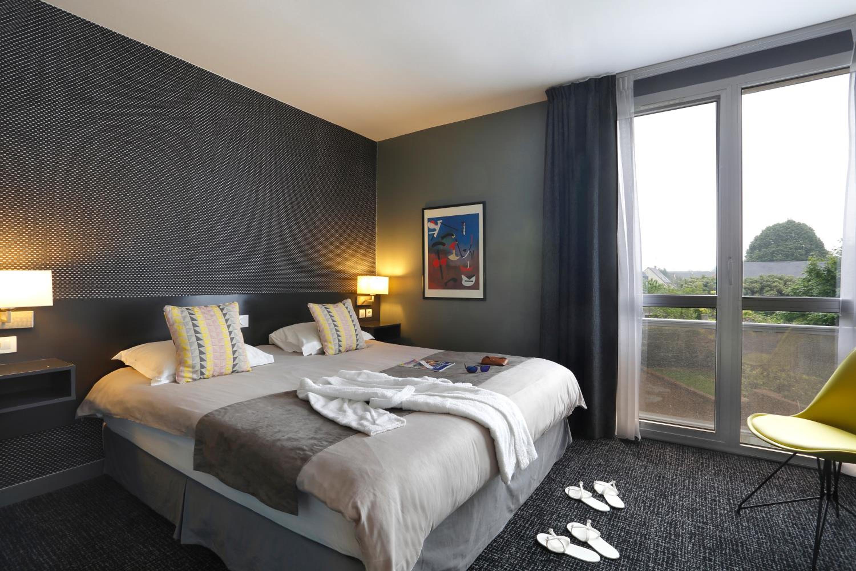 Chambre Lit Queen-Size Chambre Lit Queen-Size