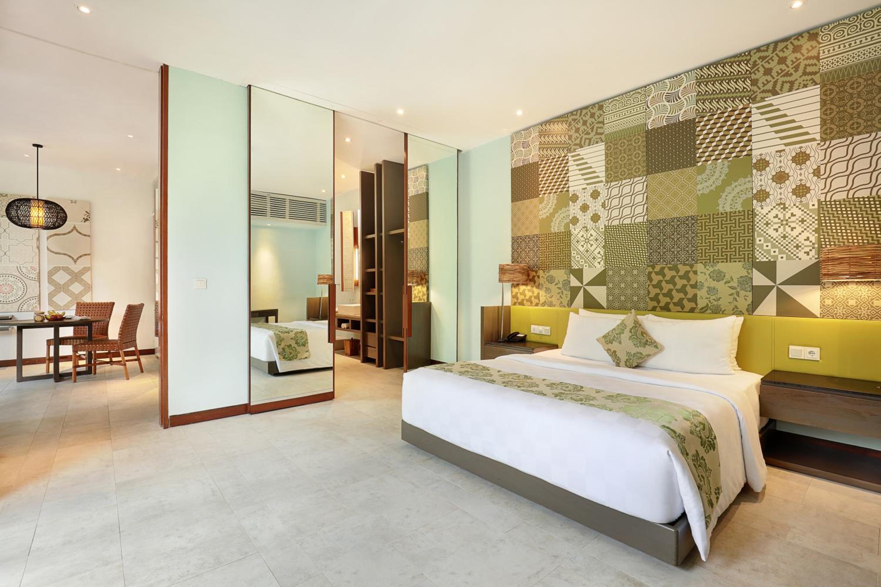 One-Bedroom Villa with Private Pool - Photo 4