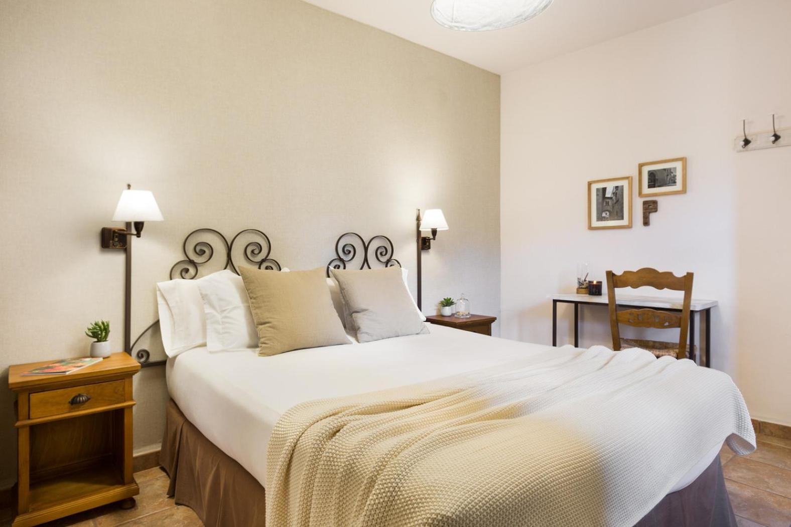 Double Room with Balcony photo 3
