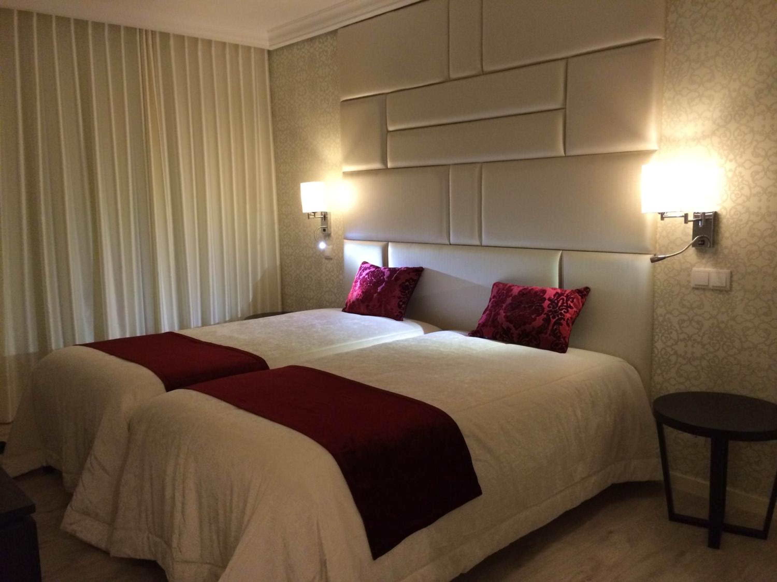 Twin Room - Photo 6
