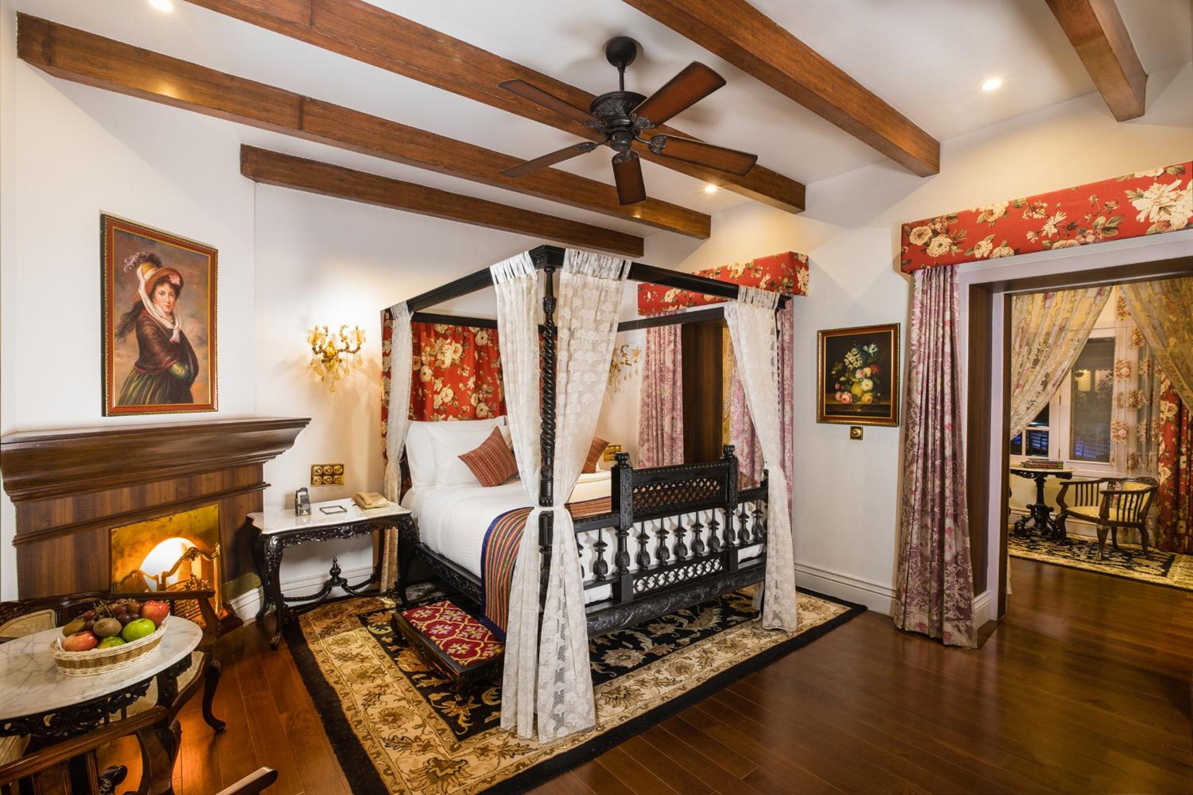 Heritage Room - 10% Discount on Foods & Soft Beverages* | 15% Discounts on Laundry Services* | INR 500 spa credit during your stay on selective Massage services. TnC Apply.* | Free Minibar - 2 cans of soft Beverages (Once on Arrival)
