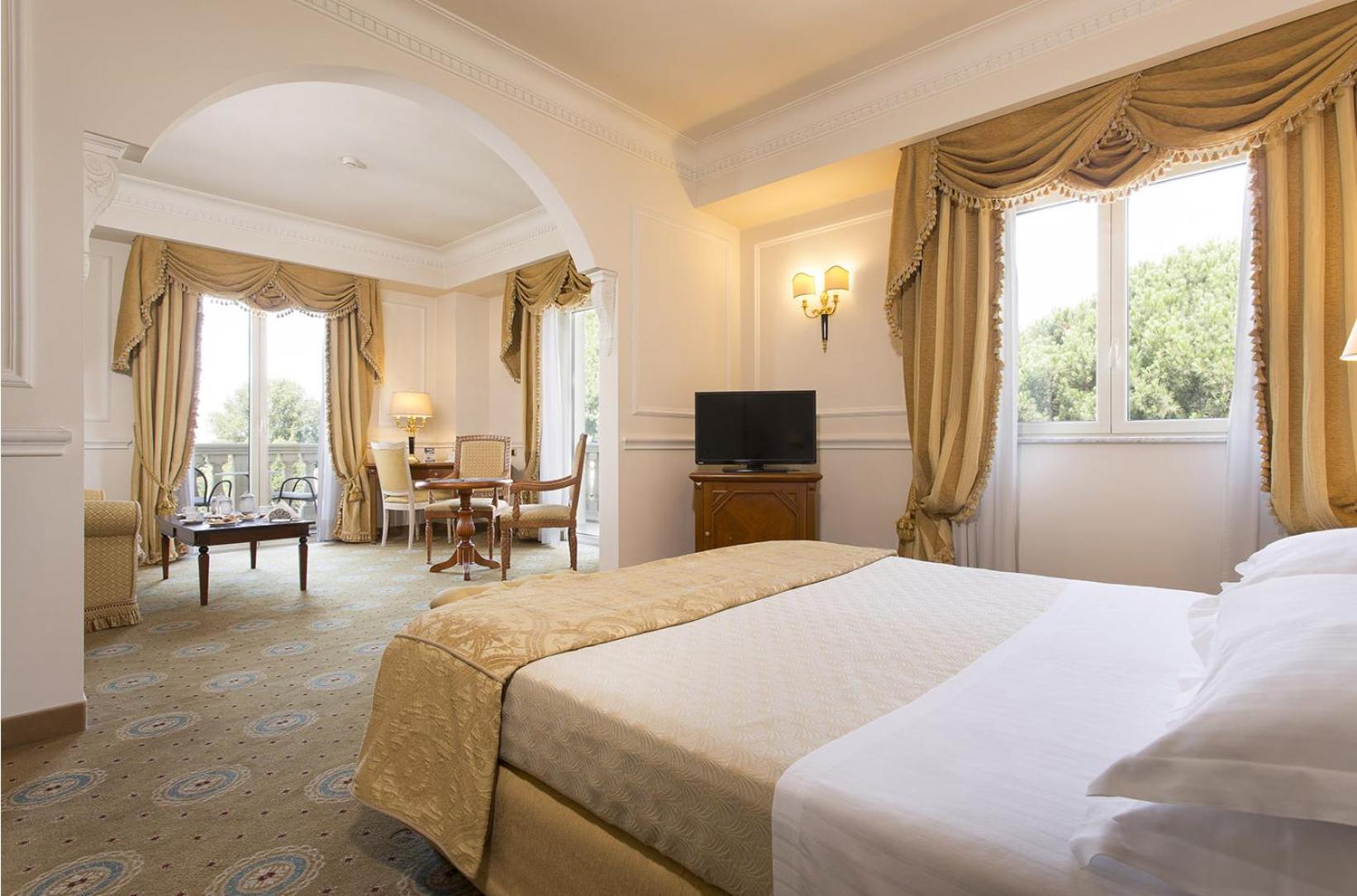 Junior Suite - Photo 1