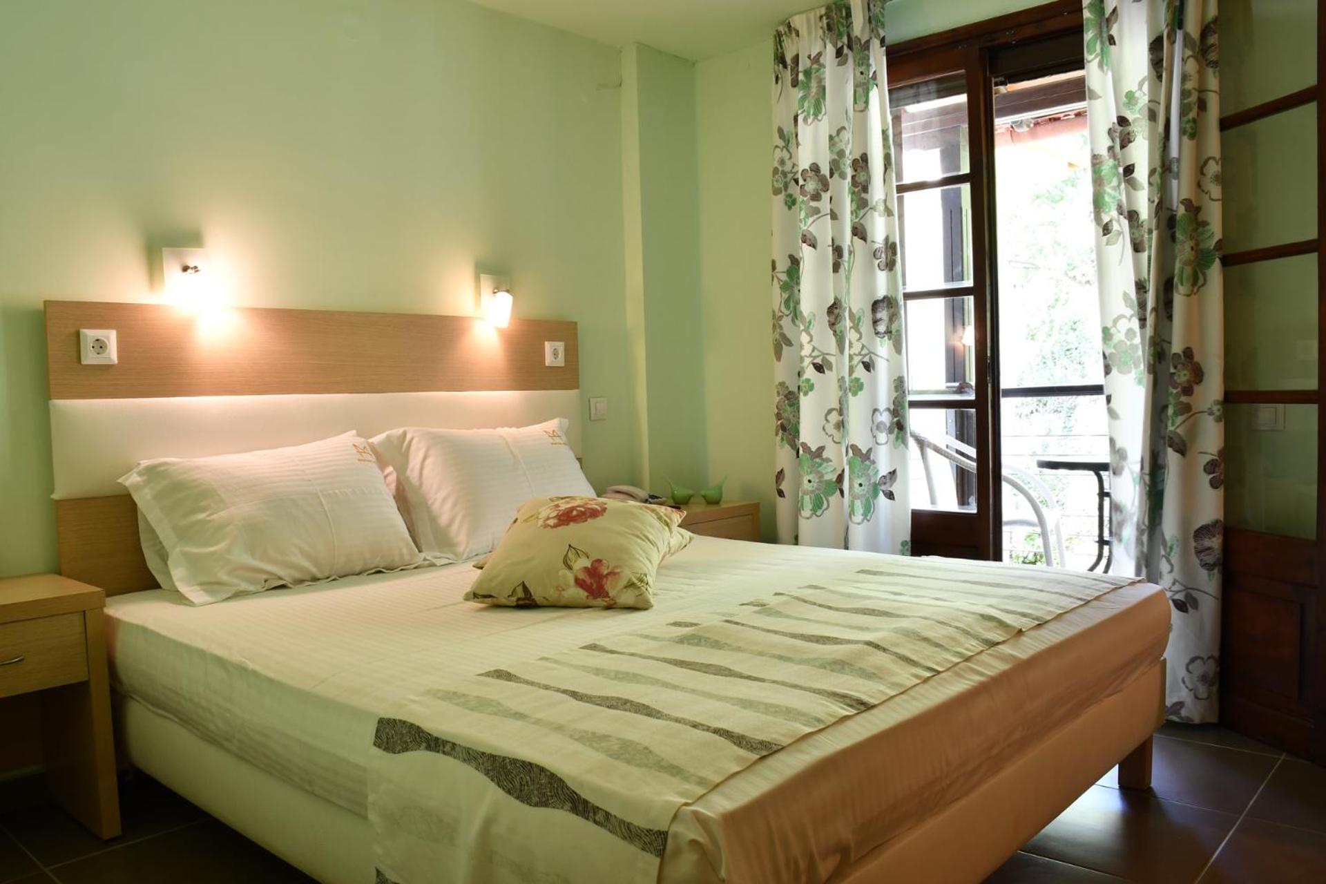 Economy Double or Twin Room photo 1