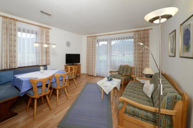 Two-Bedroom Apartment photo 2