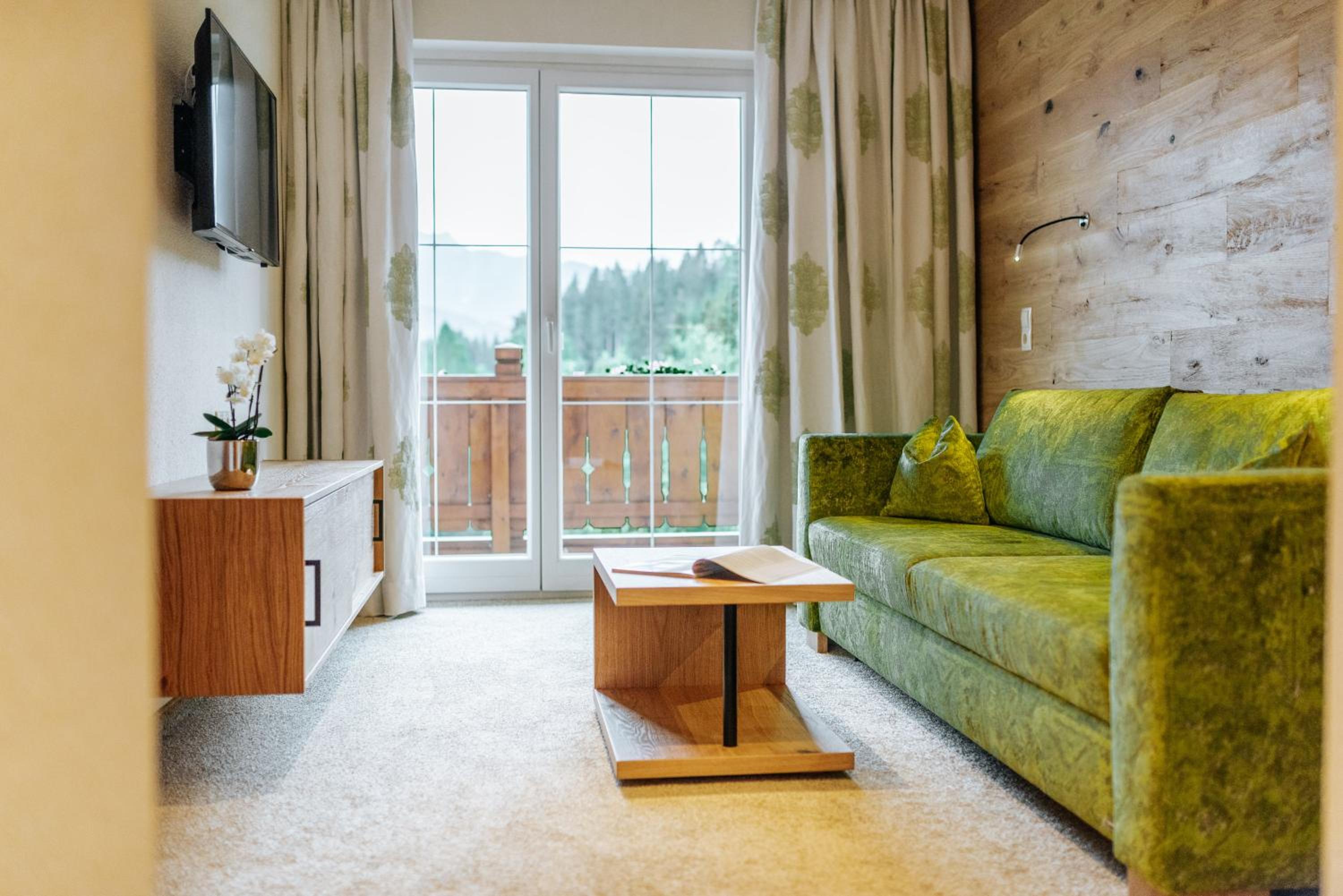 Suite with Garden View