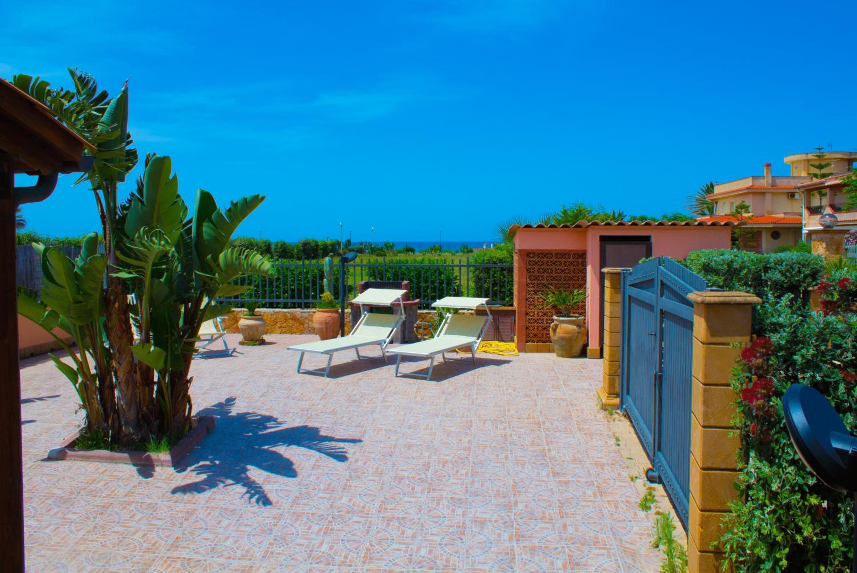 Four-Bedroom Vacation Home photo 3
