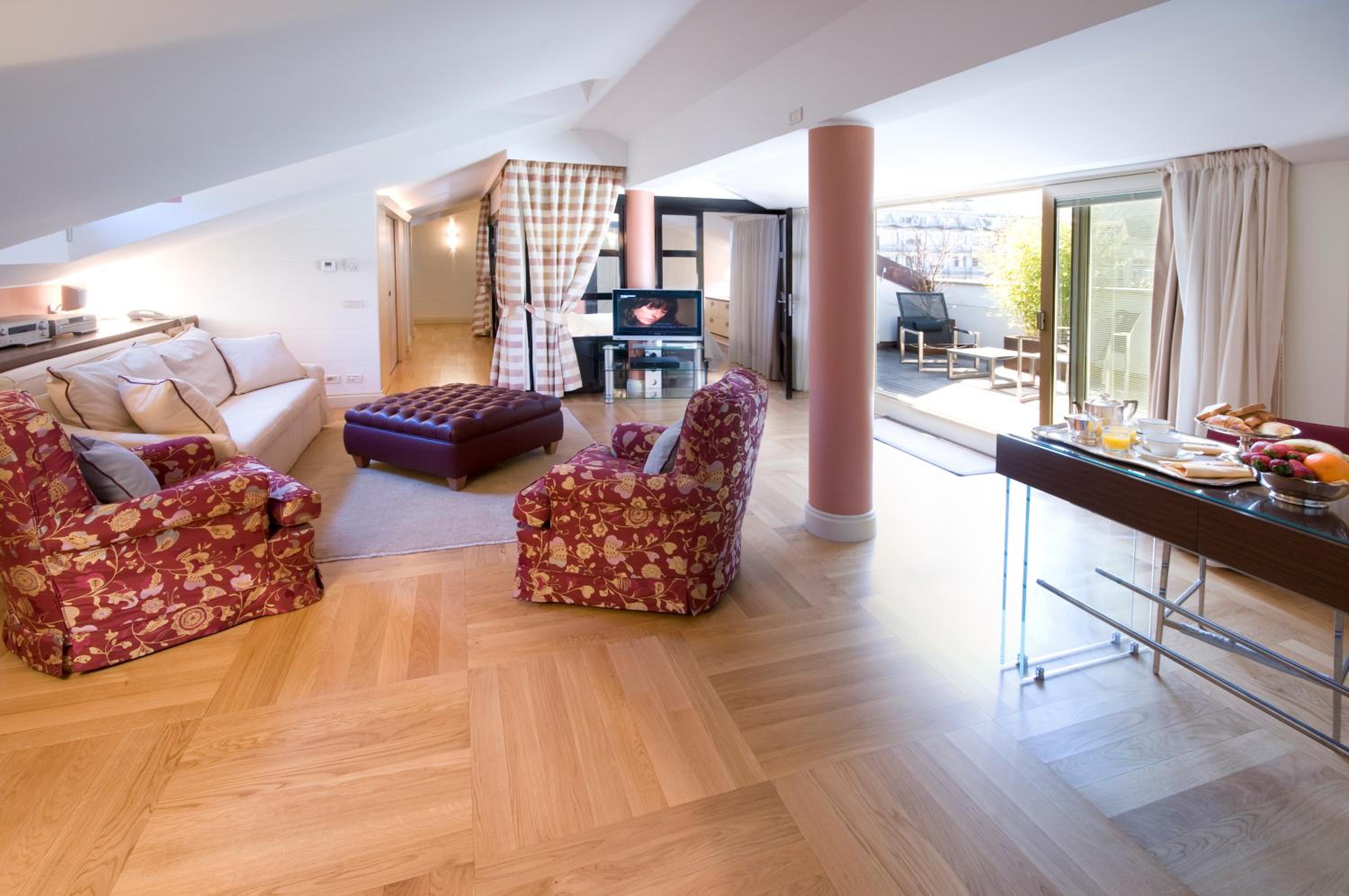 Executive Suite