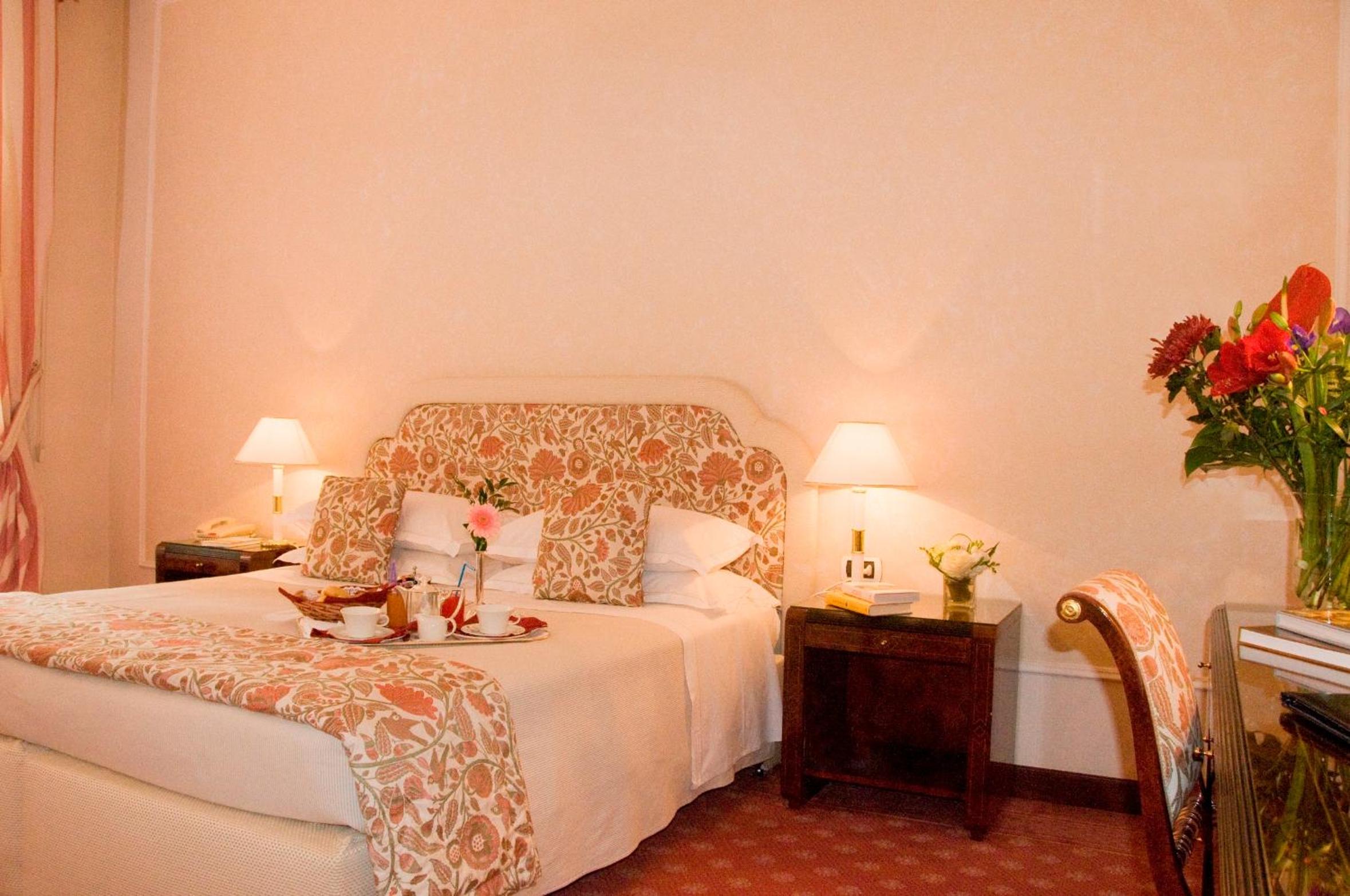 Classic Double or Twin Room - Photo 5