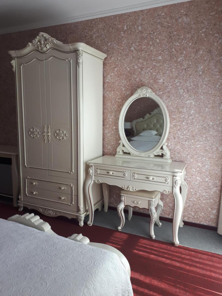 Deluxe Double Room with Balcony photo 2