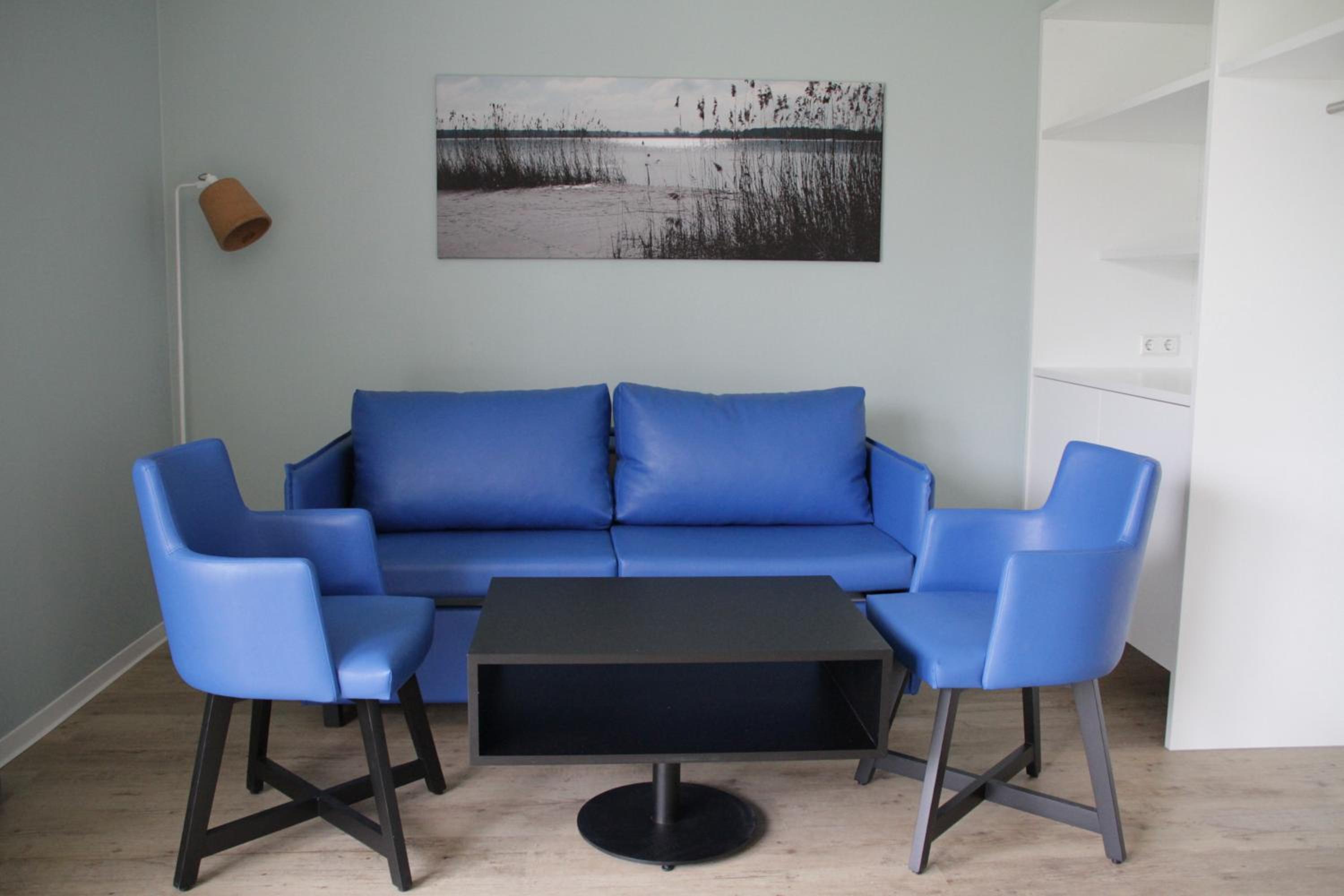 Junior Suite with Balcony - Photo 8