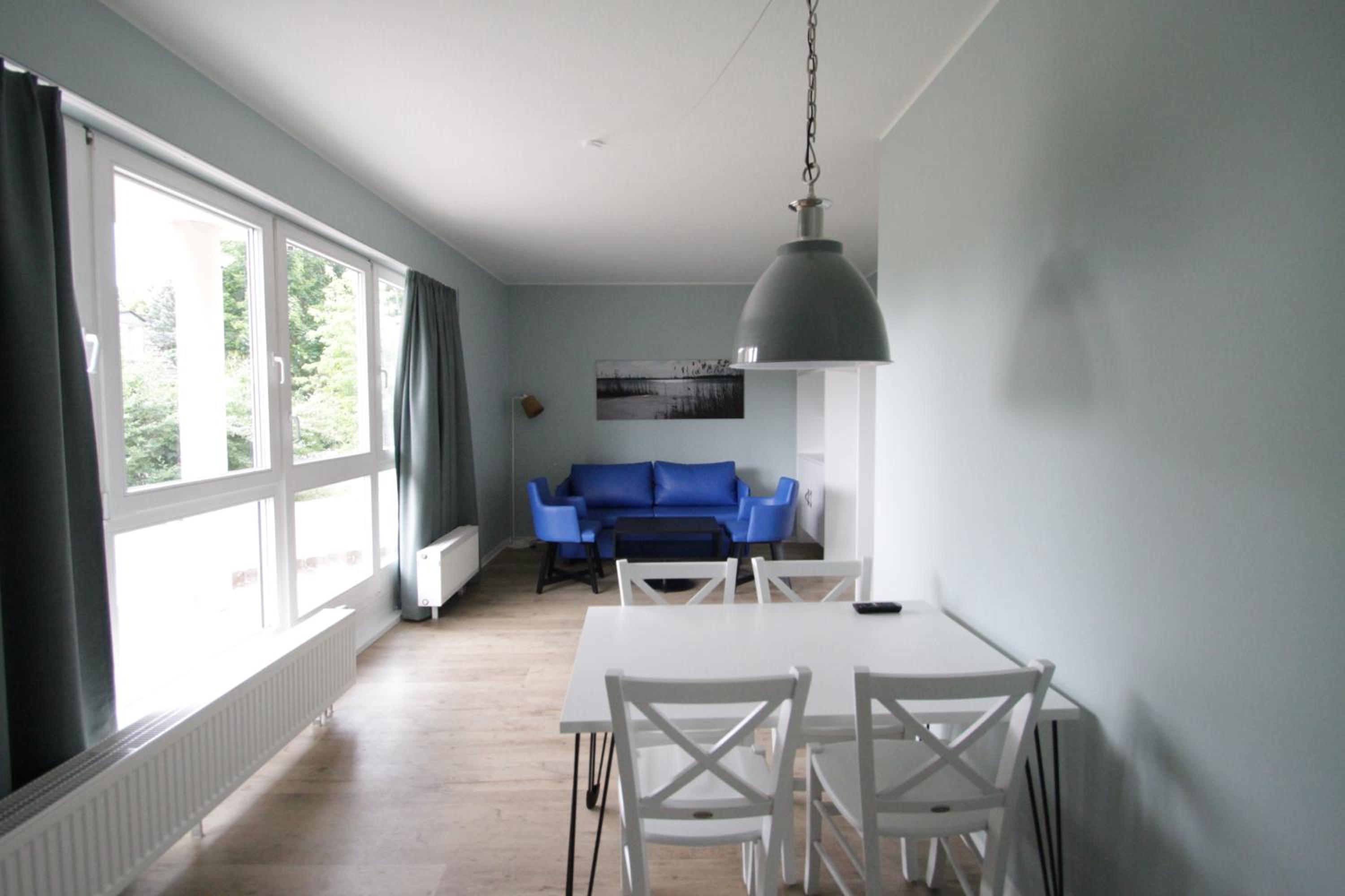 Junior Suite with Balcony - Photo 6