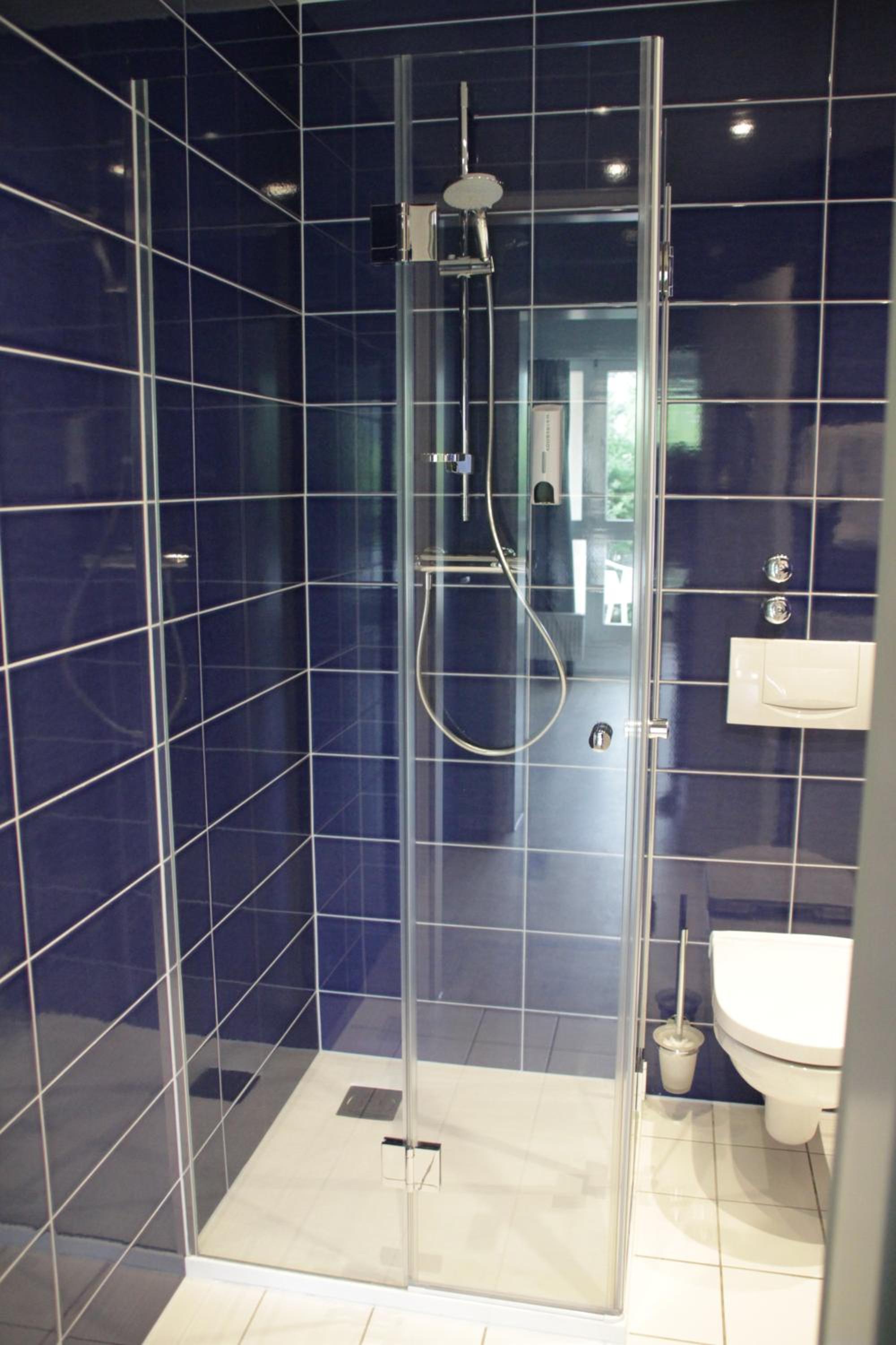 Junior Suite with Balcony - Photo 5