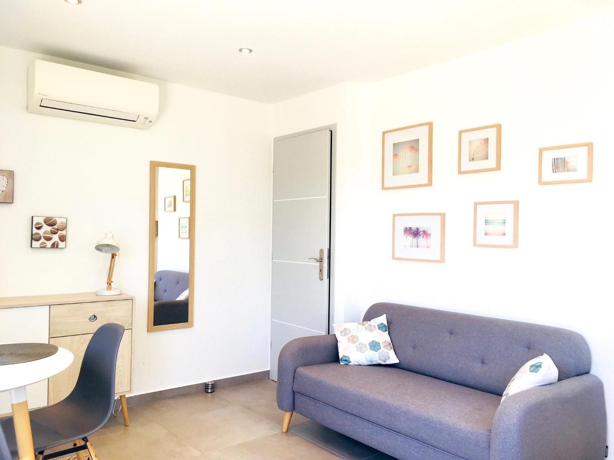 Apartment with Terrace photo 2