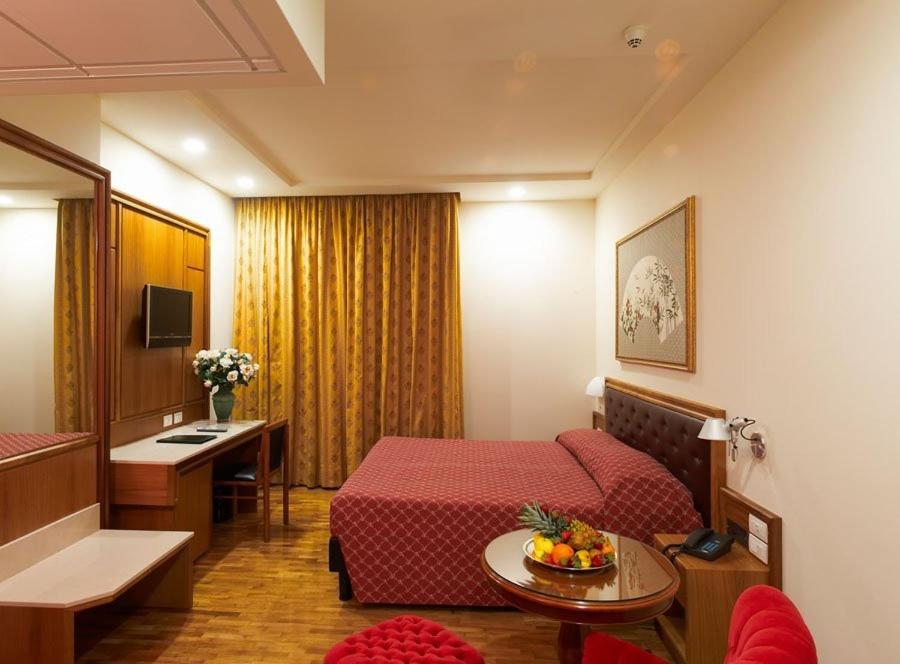 Superior Double or Twin Room - Photo 1