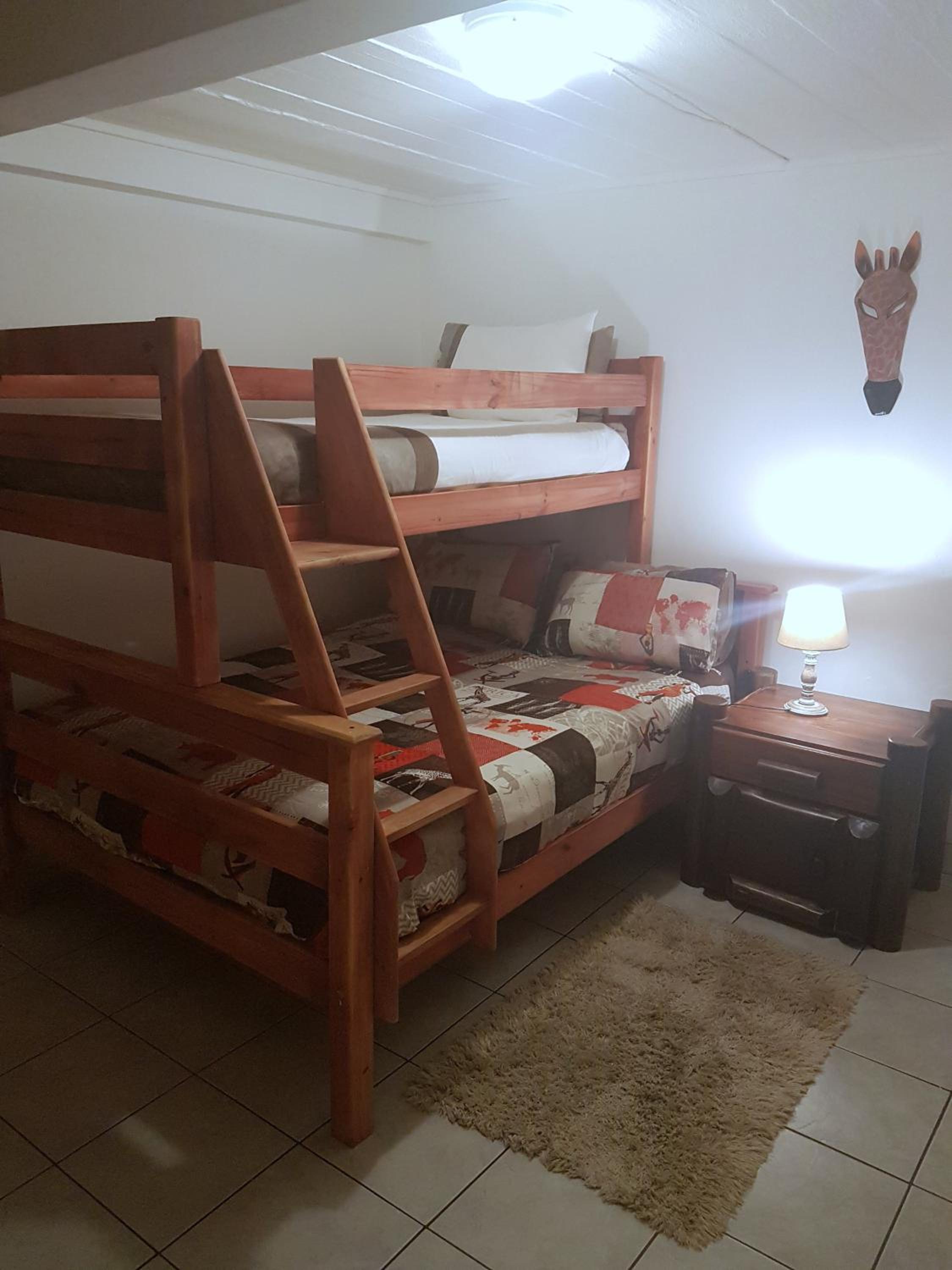 Four-Bedroom Cottage - Photo 1