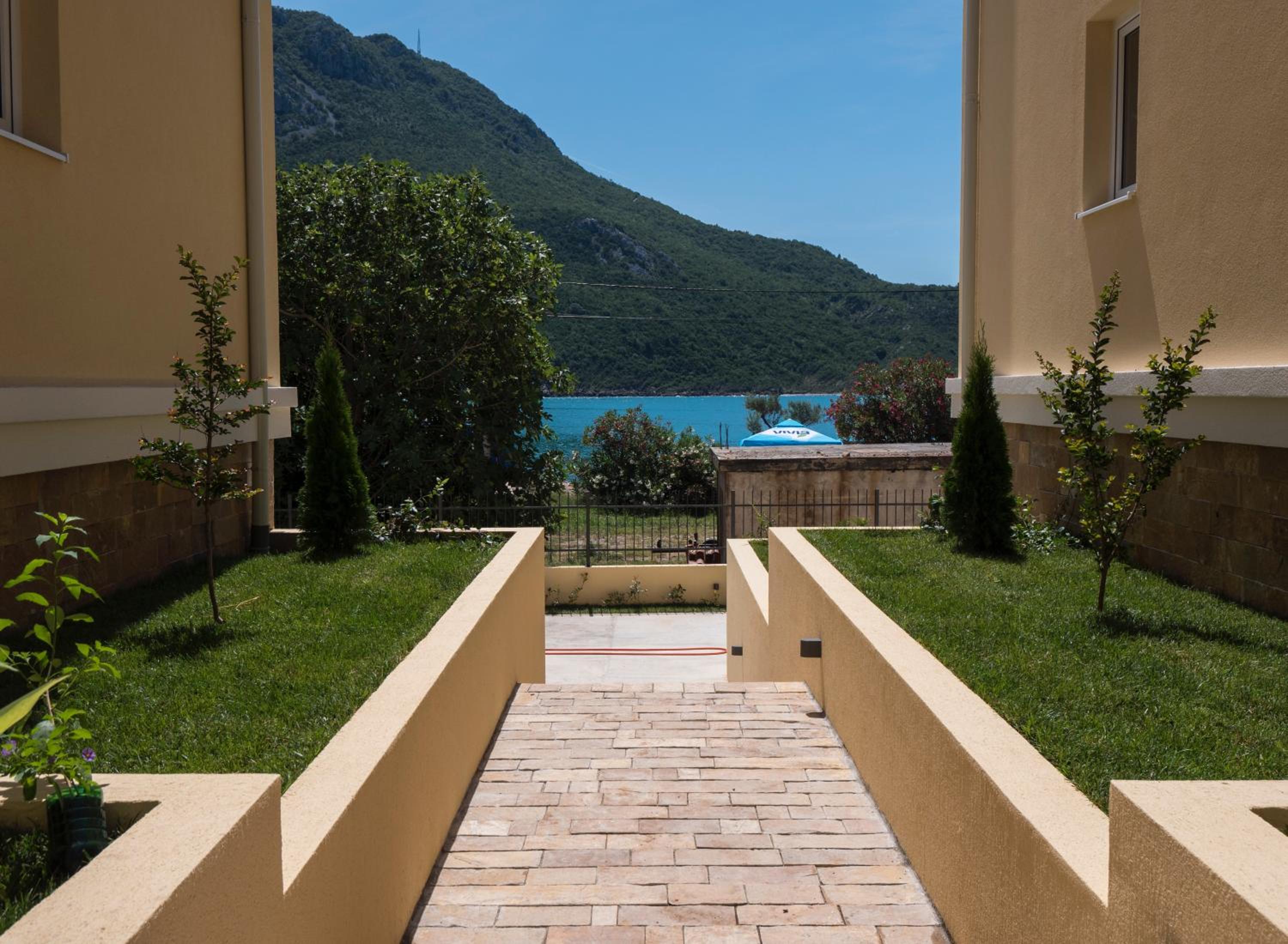 Apartment with Sea View photo 3