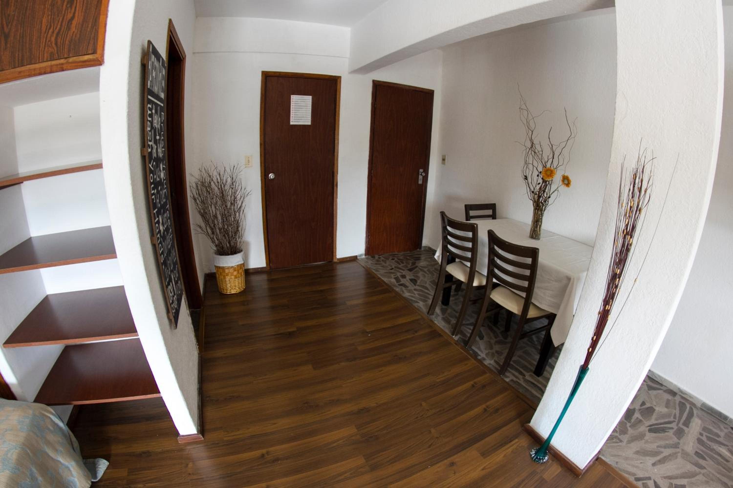 Superior Family Room photo 2