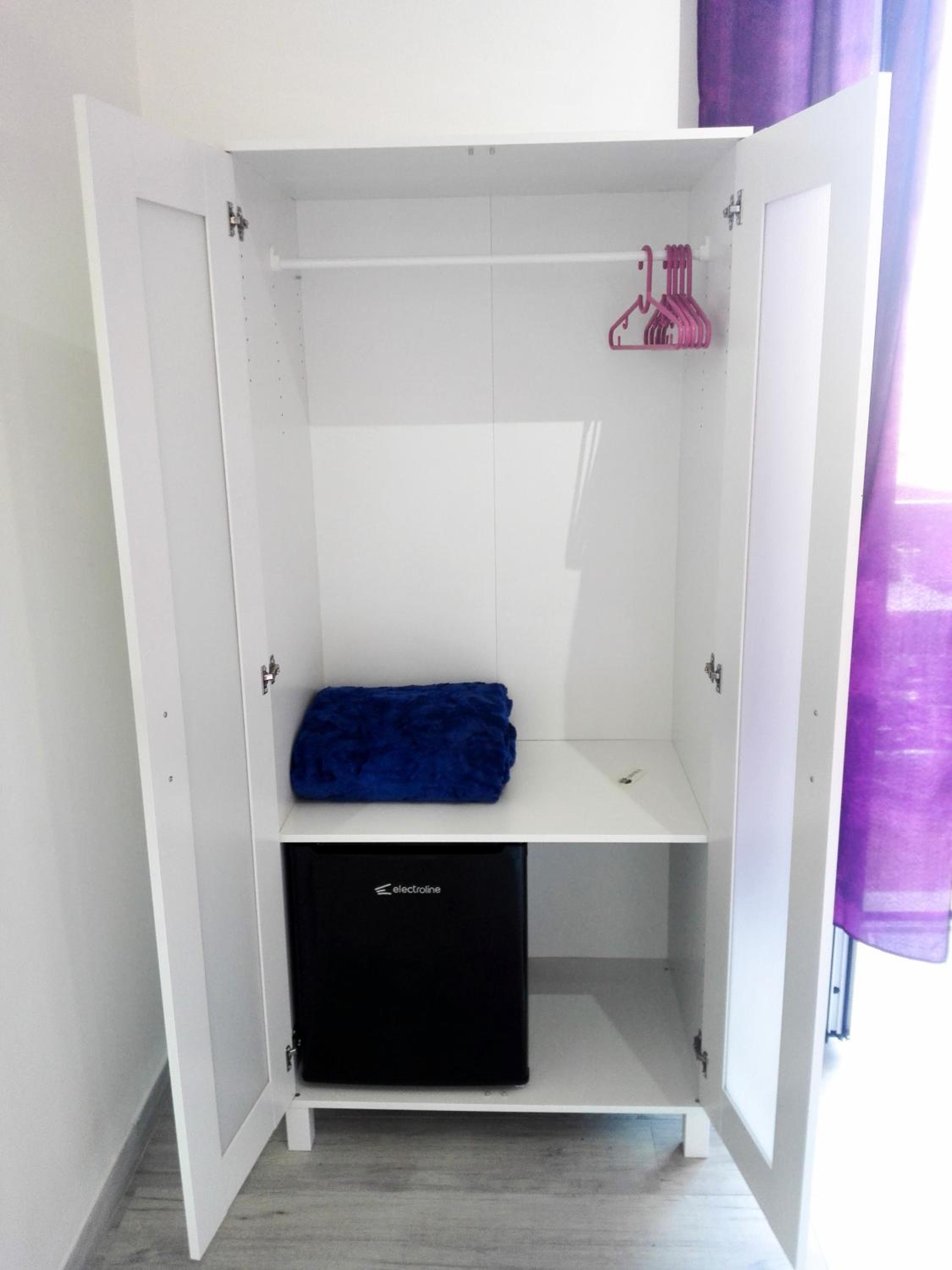 Triple Room with Balcony - Photo 9