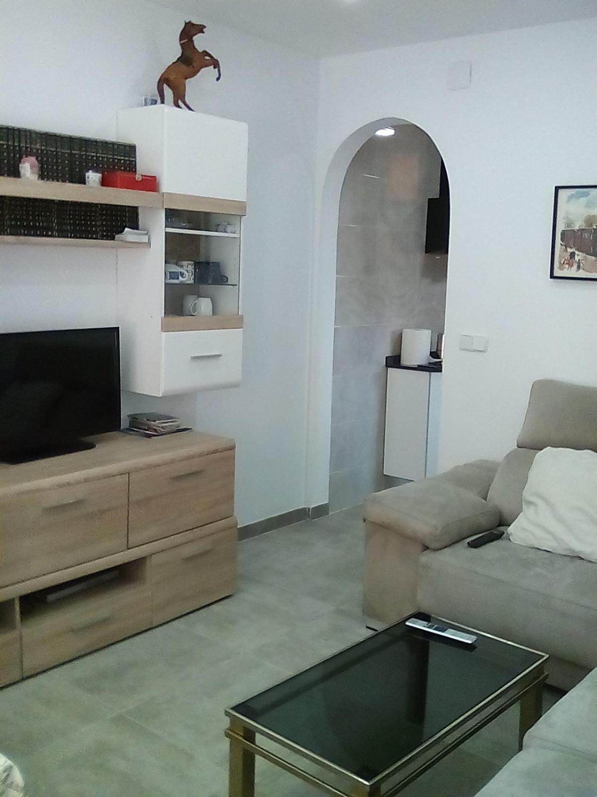 Apartment photo 2