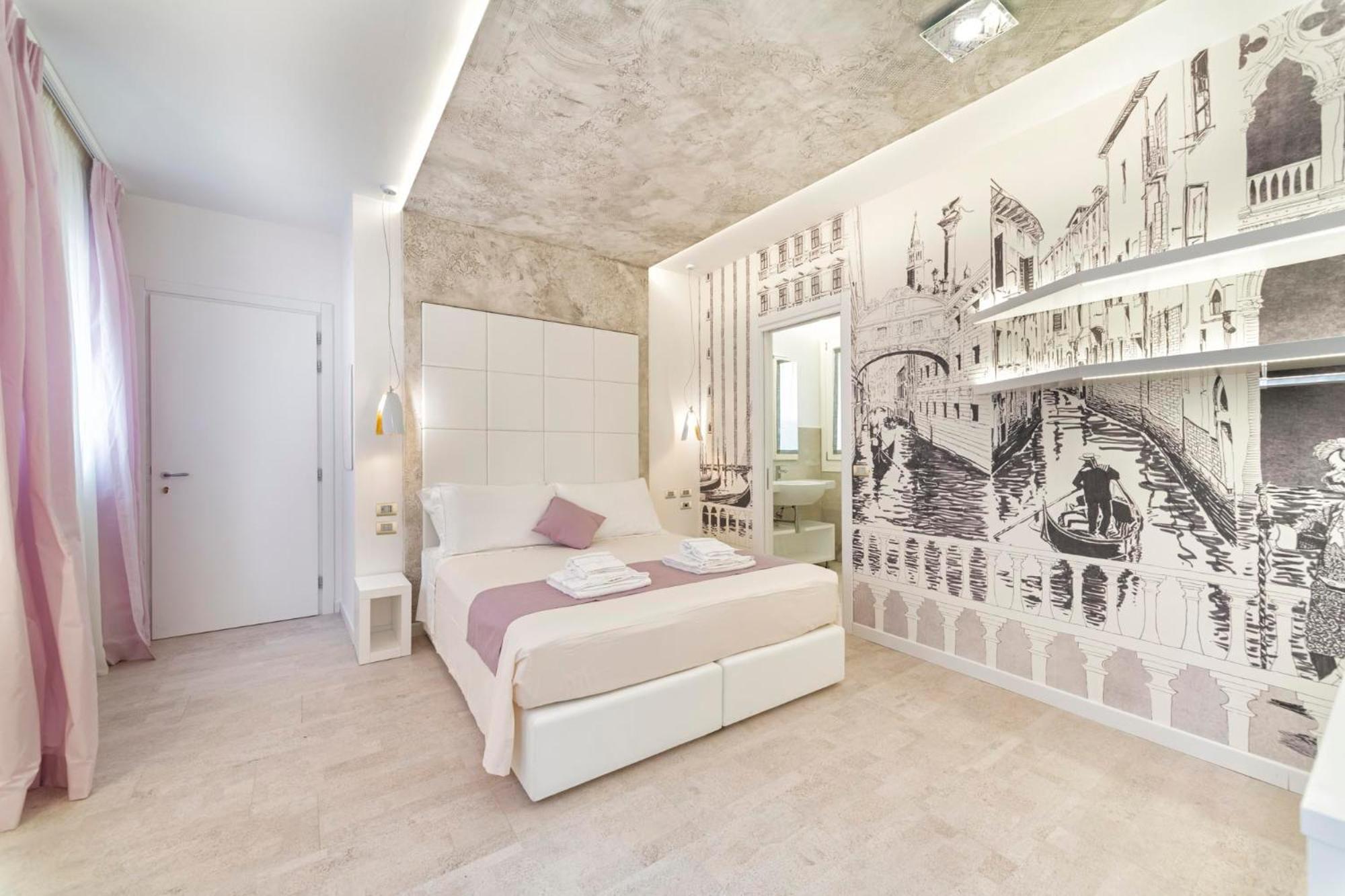 Double or Twin Room photo 1