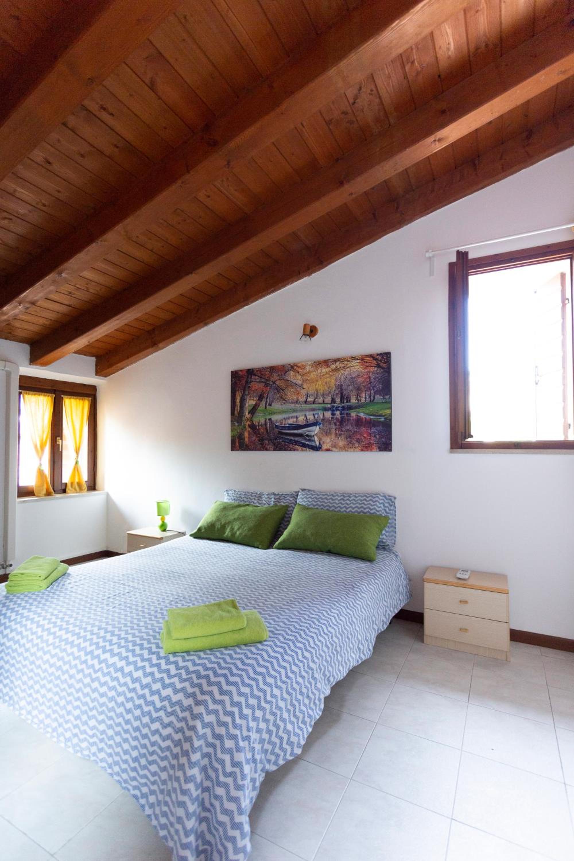 One-Bedroom Apartment - Photo 8