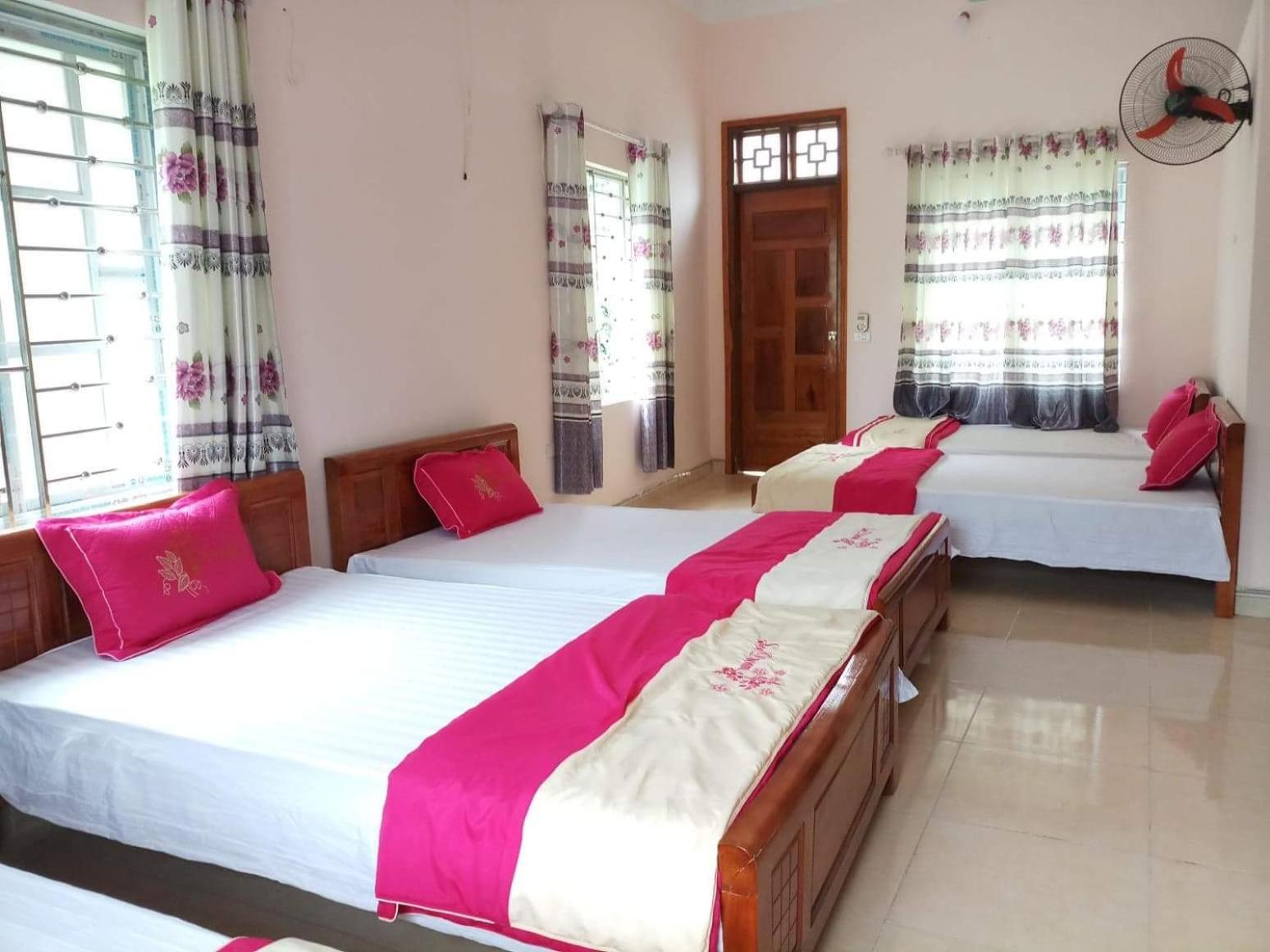 Mixed Dormitory Room photo 3