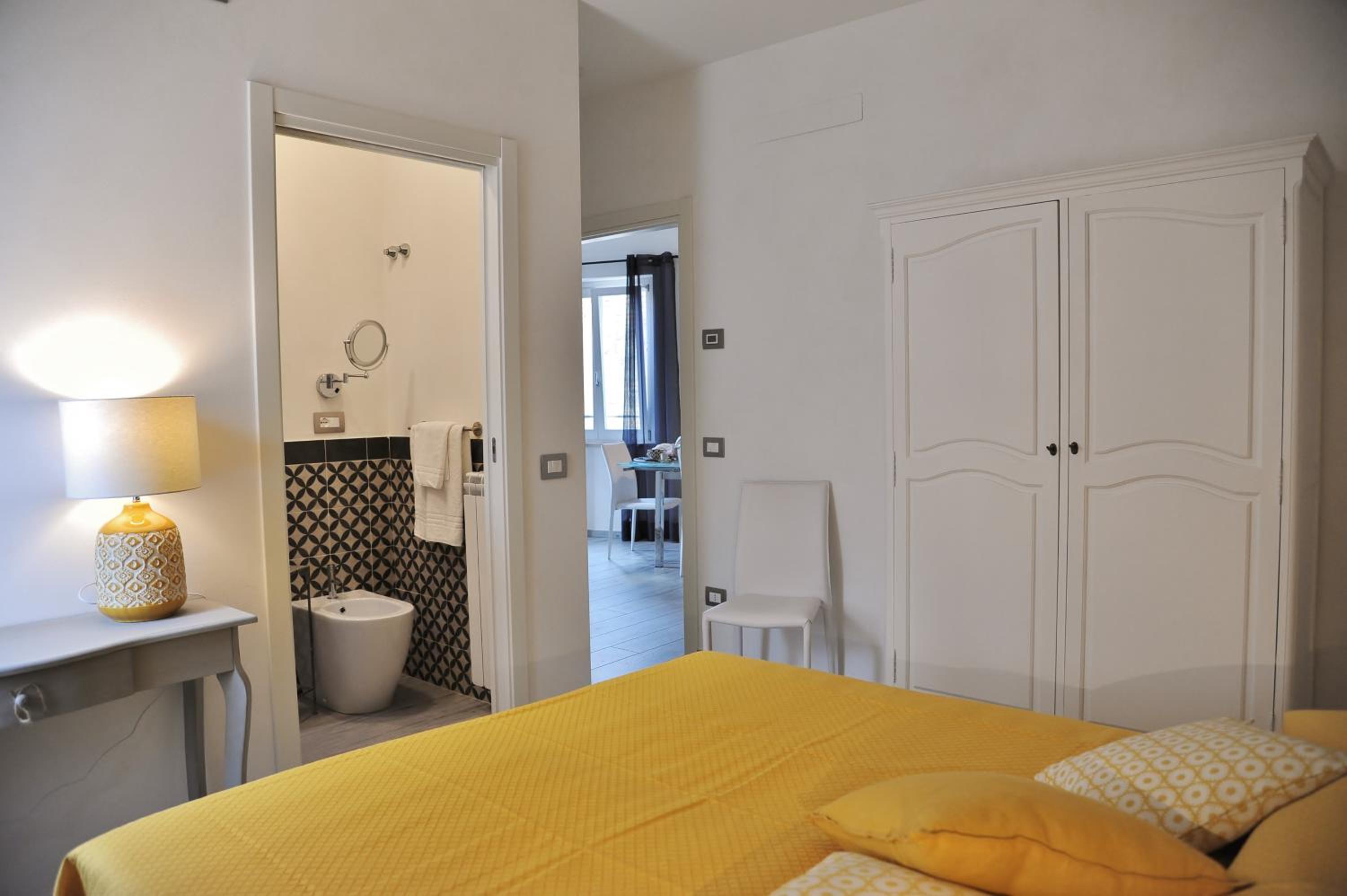 Double Room - Photo 4