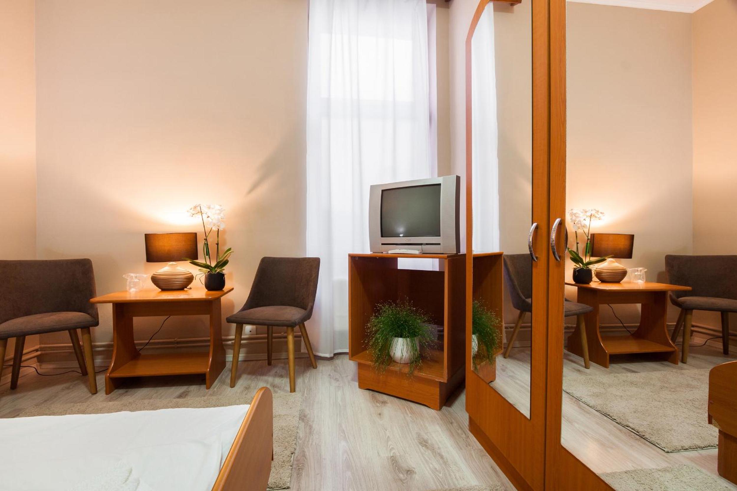 Single Room photo 2