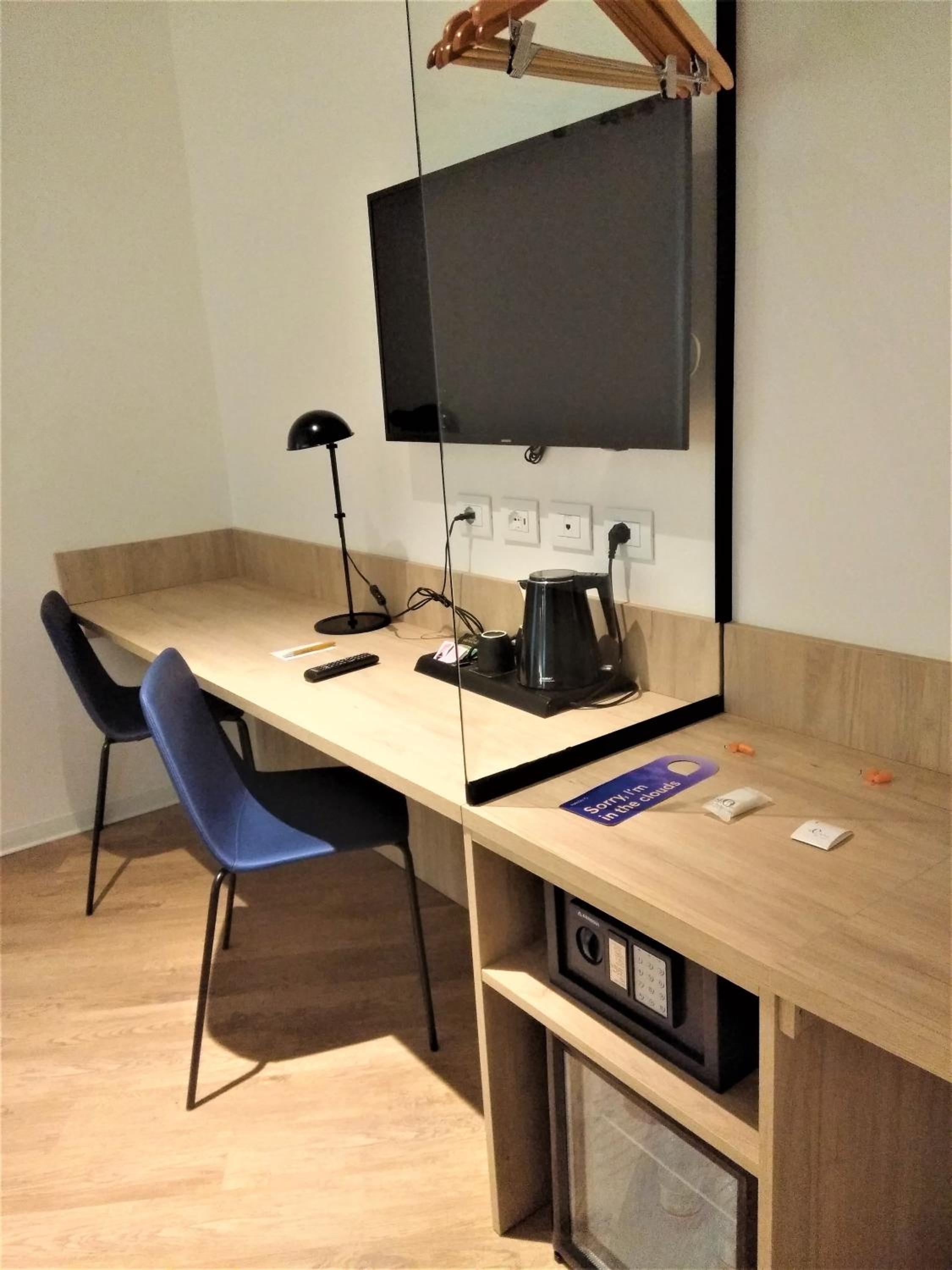 Double or Twin Room - Disability Access photo 3