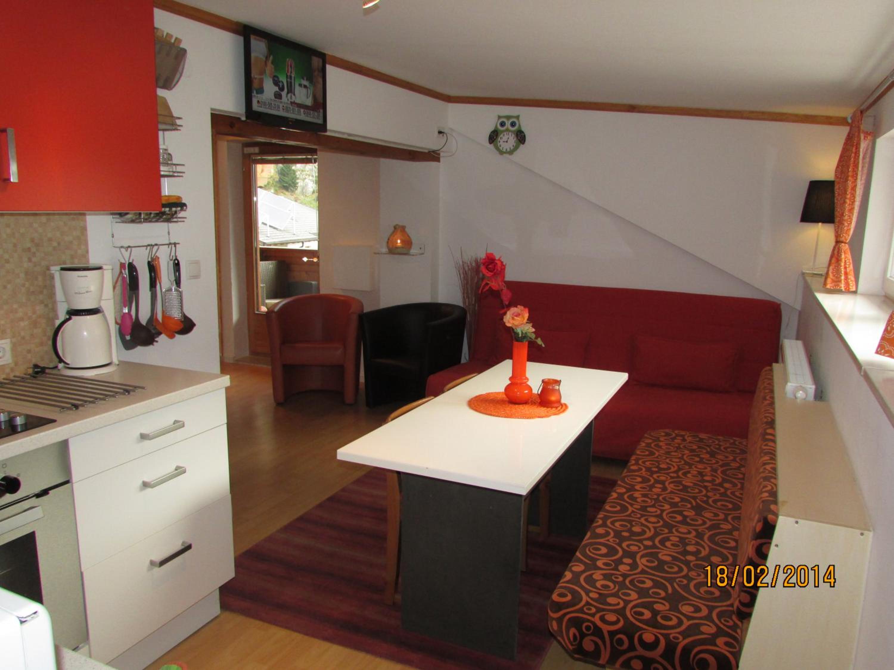 One-Bedroom Apartment with Balcony 2 photo 1