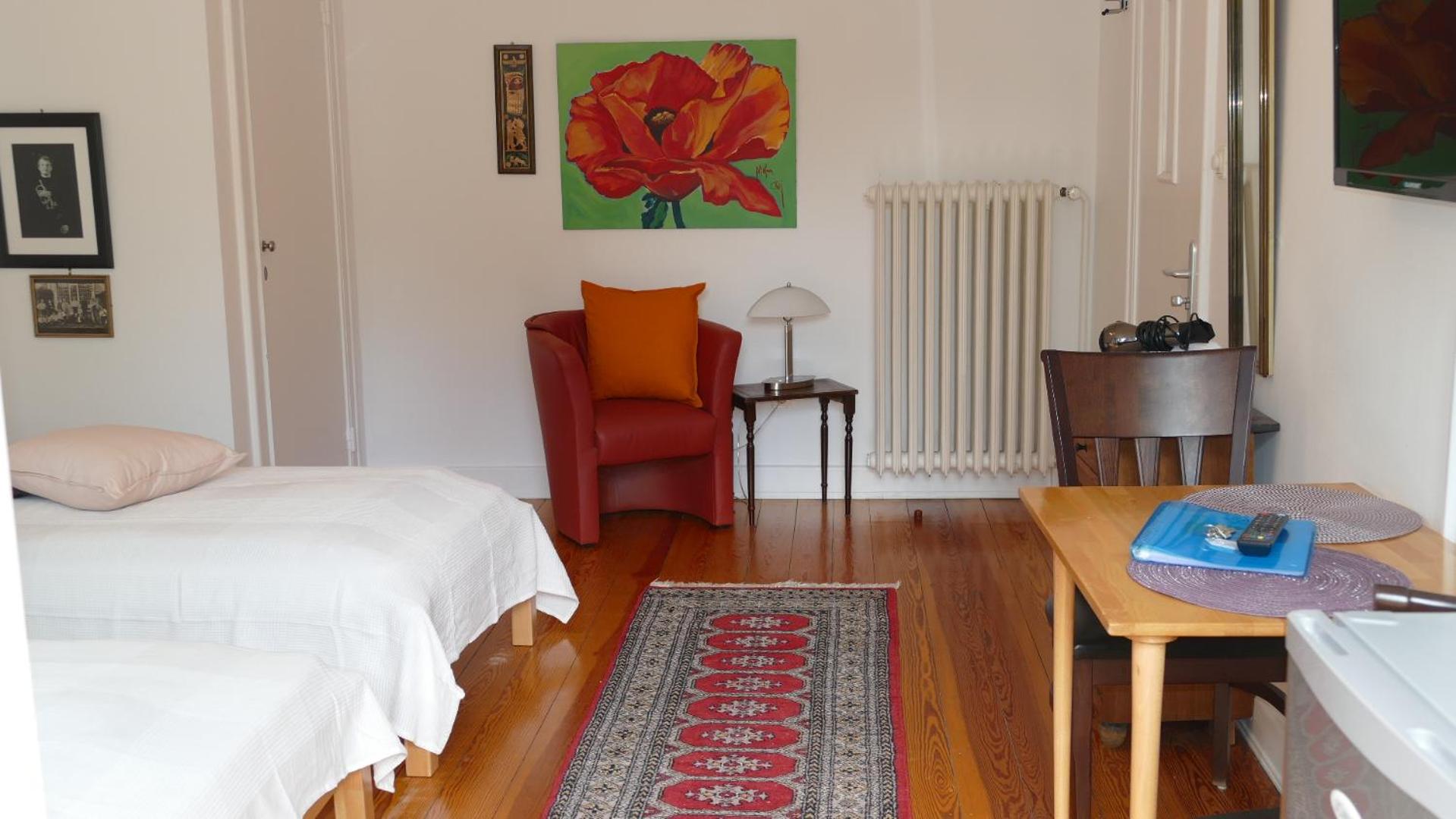 Standard Twin Room with Sofa