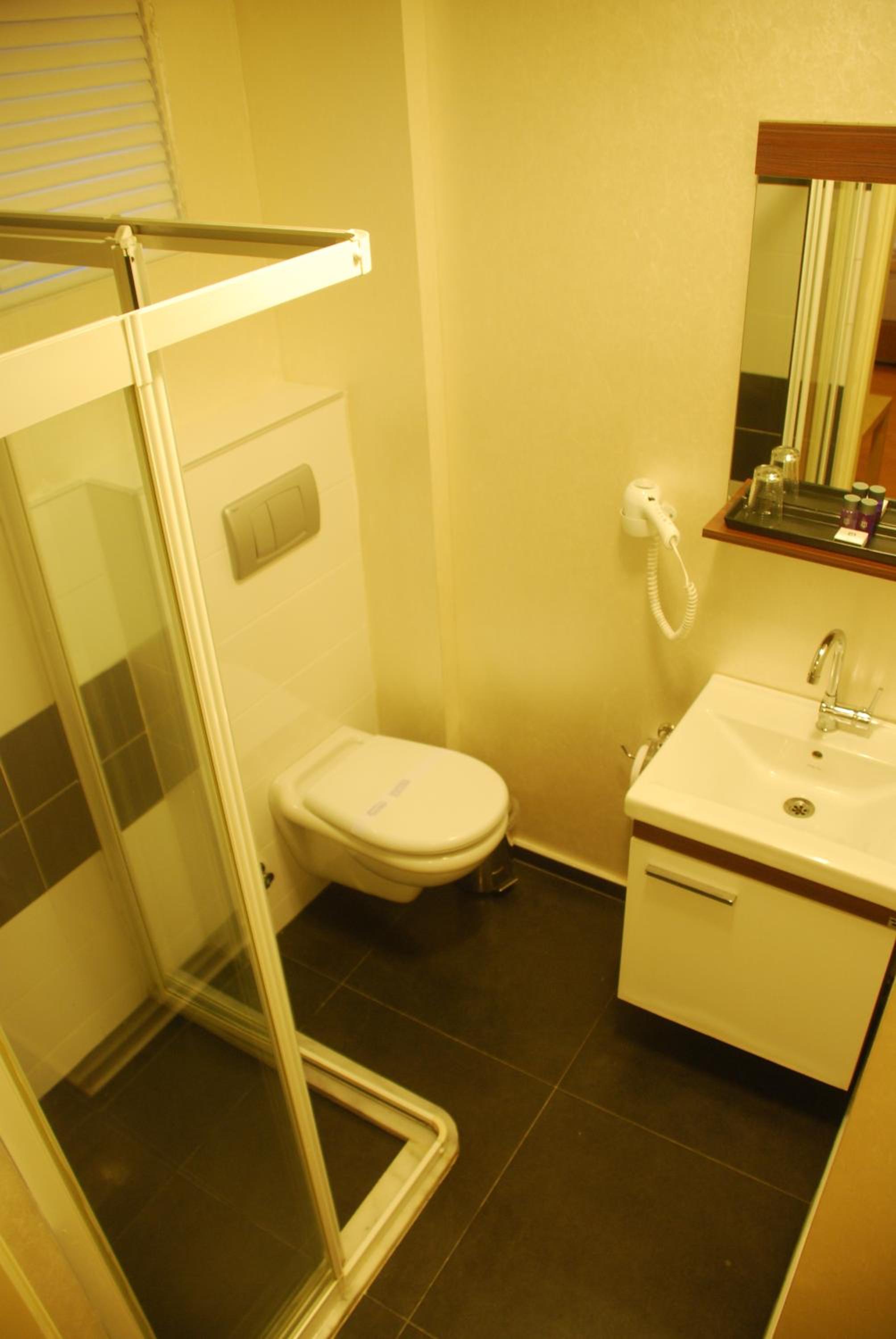 Double Room thumbnail 6