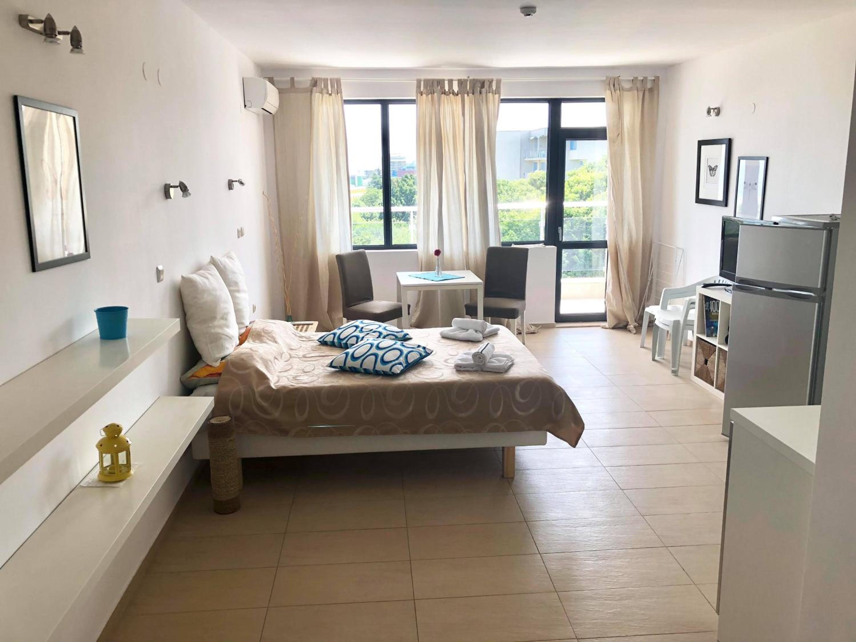 Deluxe Studio with Sea View with Free Parking photo 1