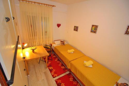 Apartment - Ground Floor photo 2