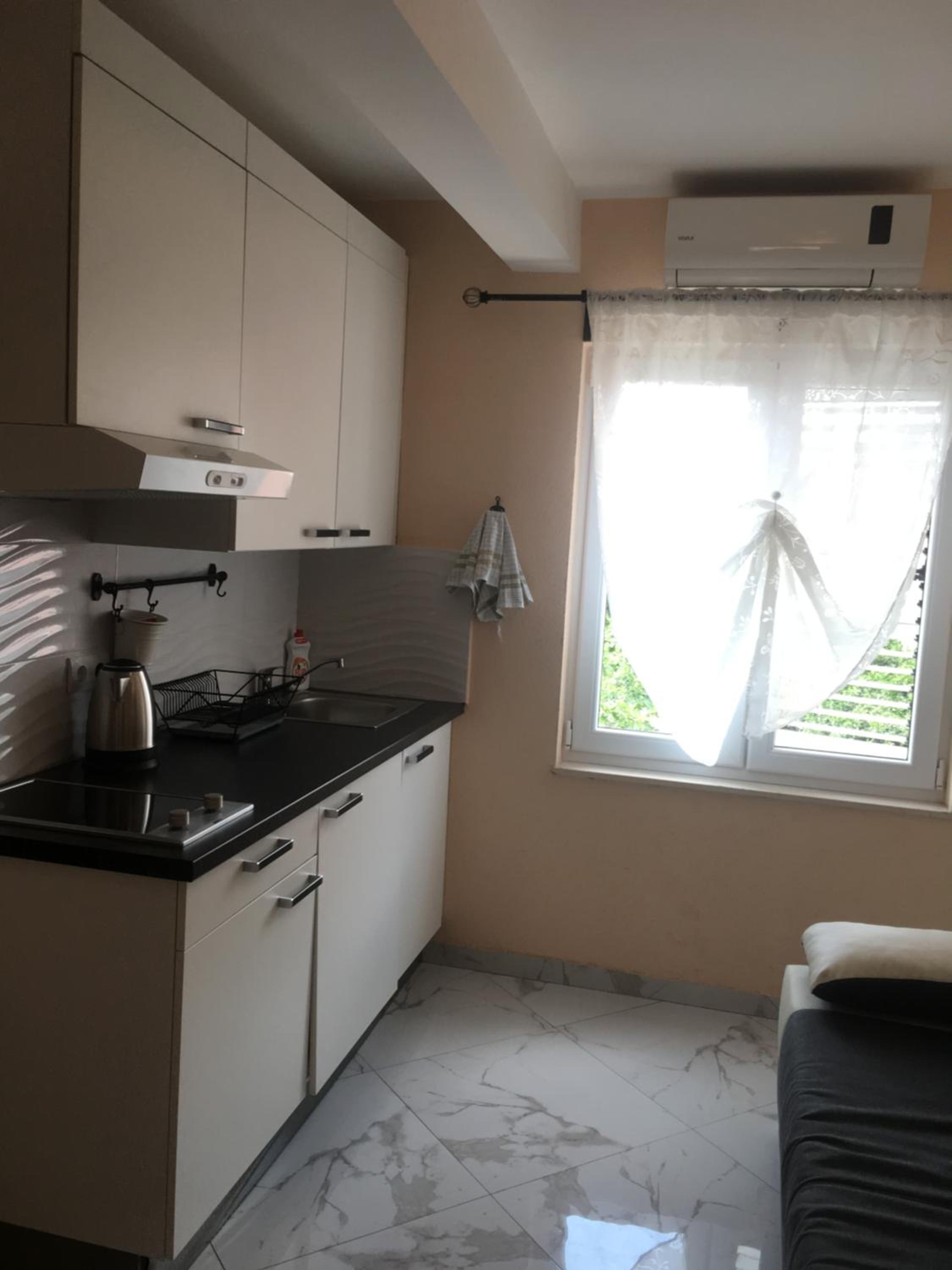 One-Bedroom Apartment with Balcony - Photo 16
