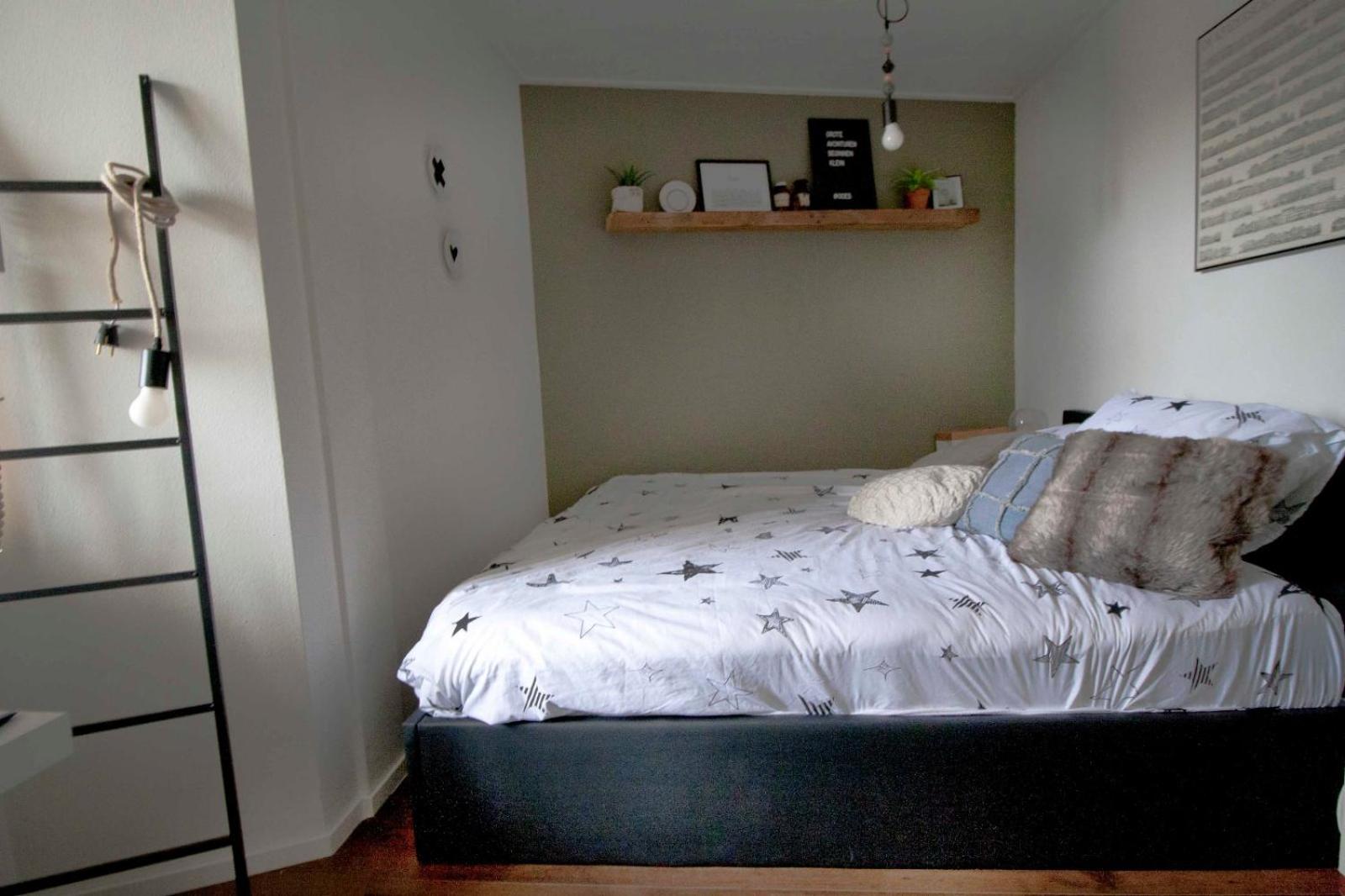 One-Bedroom Apartment - Photo 12