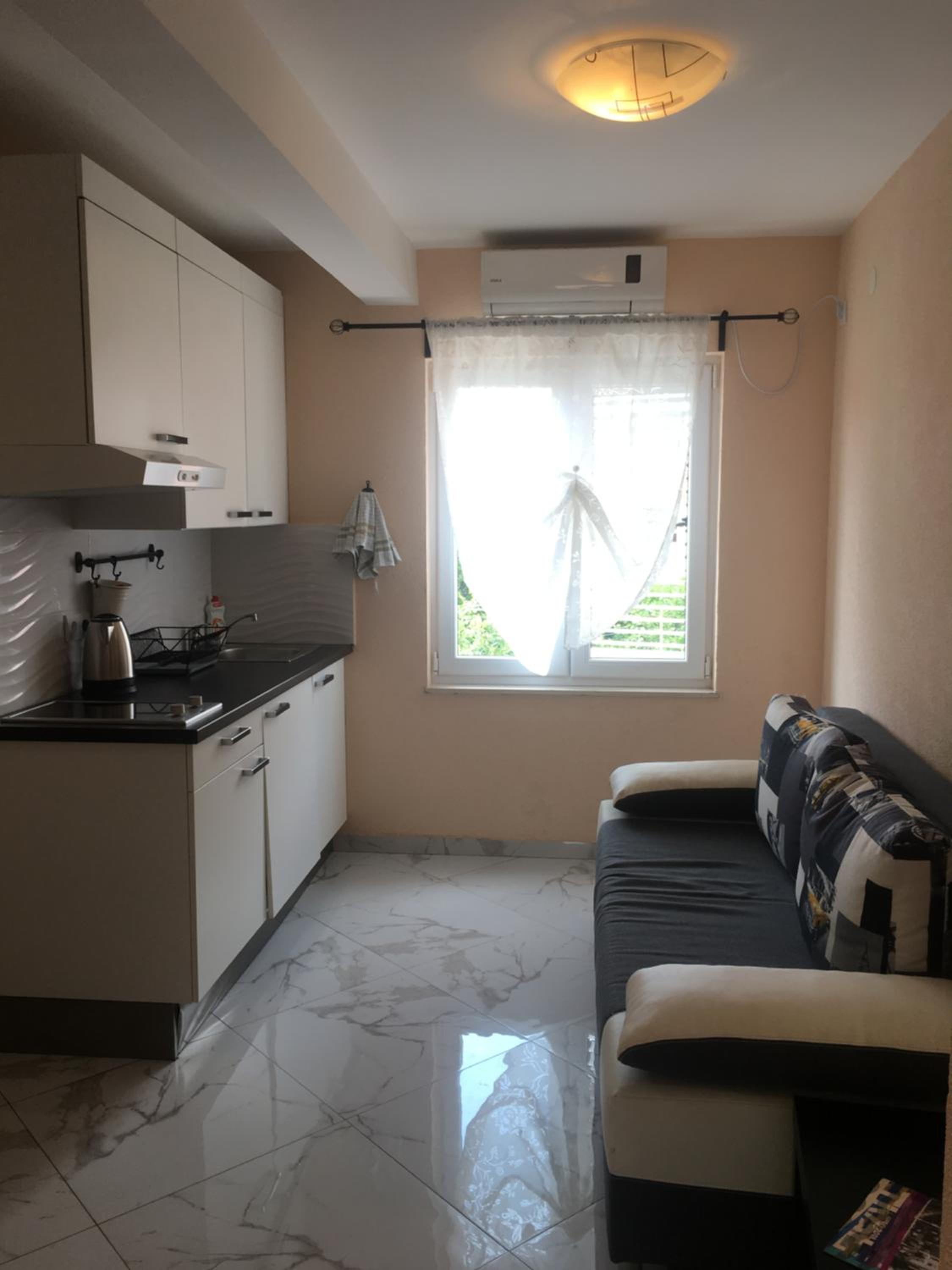 One-Bedroom Apartment with Balcony - Photo 17