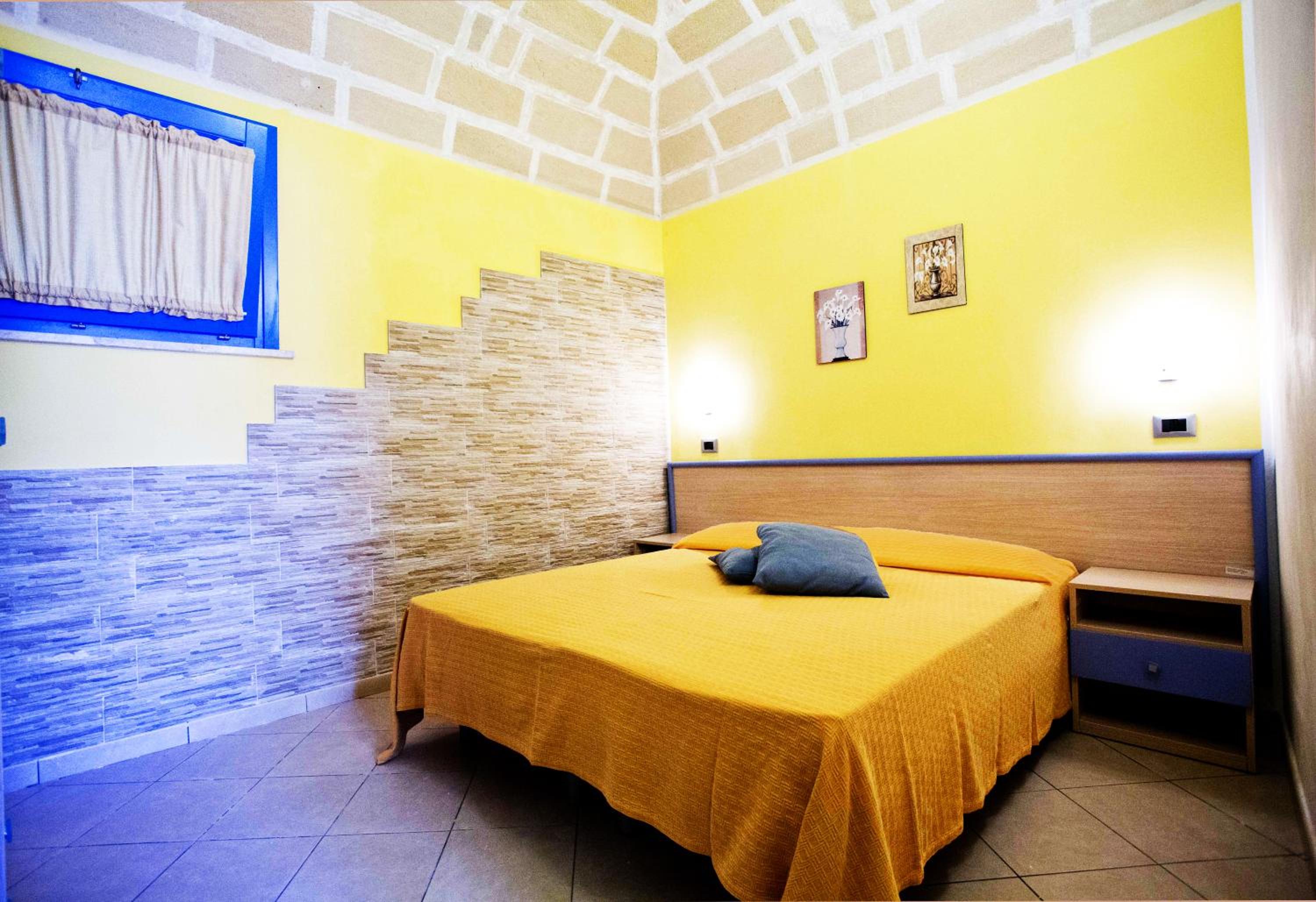 One-Bedroom House photo 1