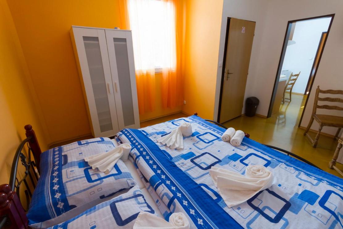 Apartment - Photo 9