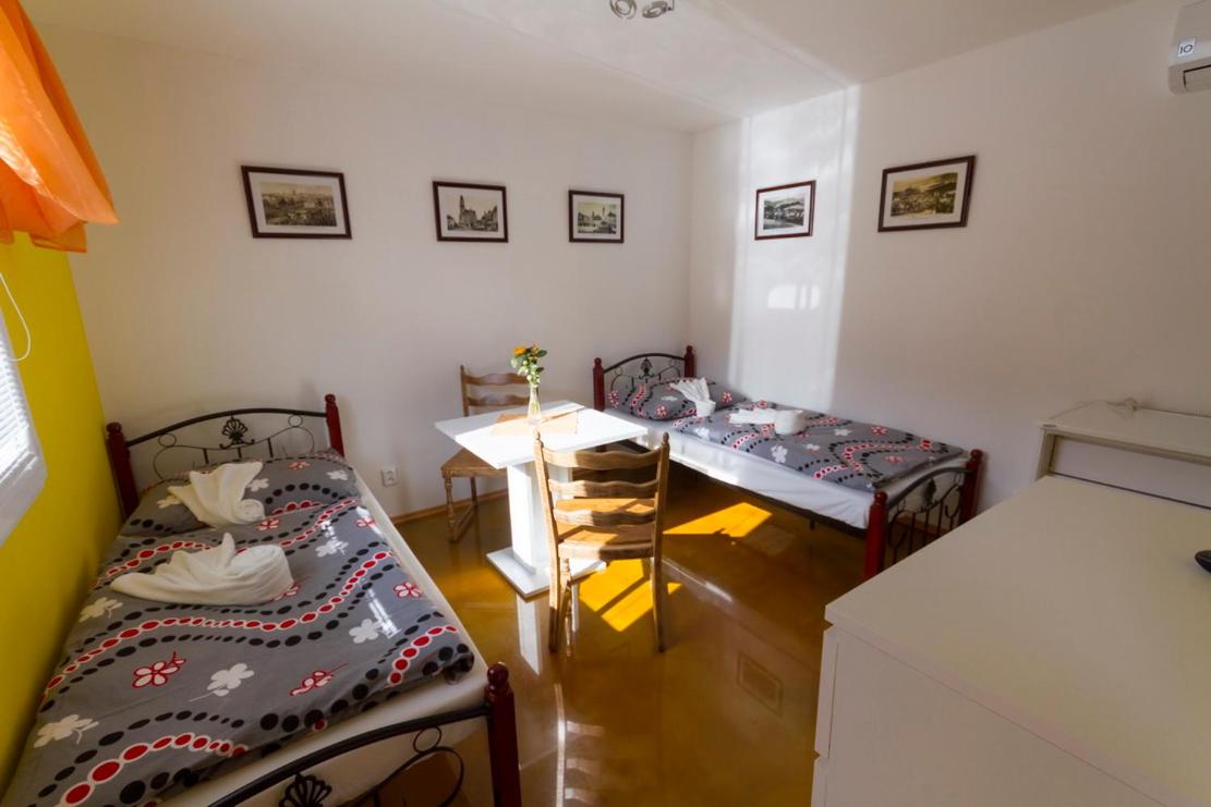 Apartment - Photo 1