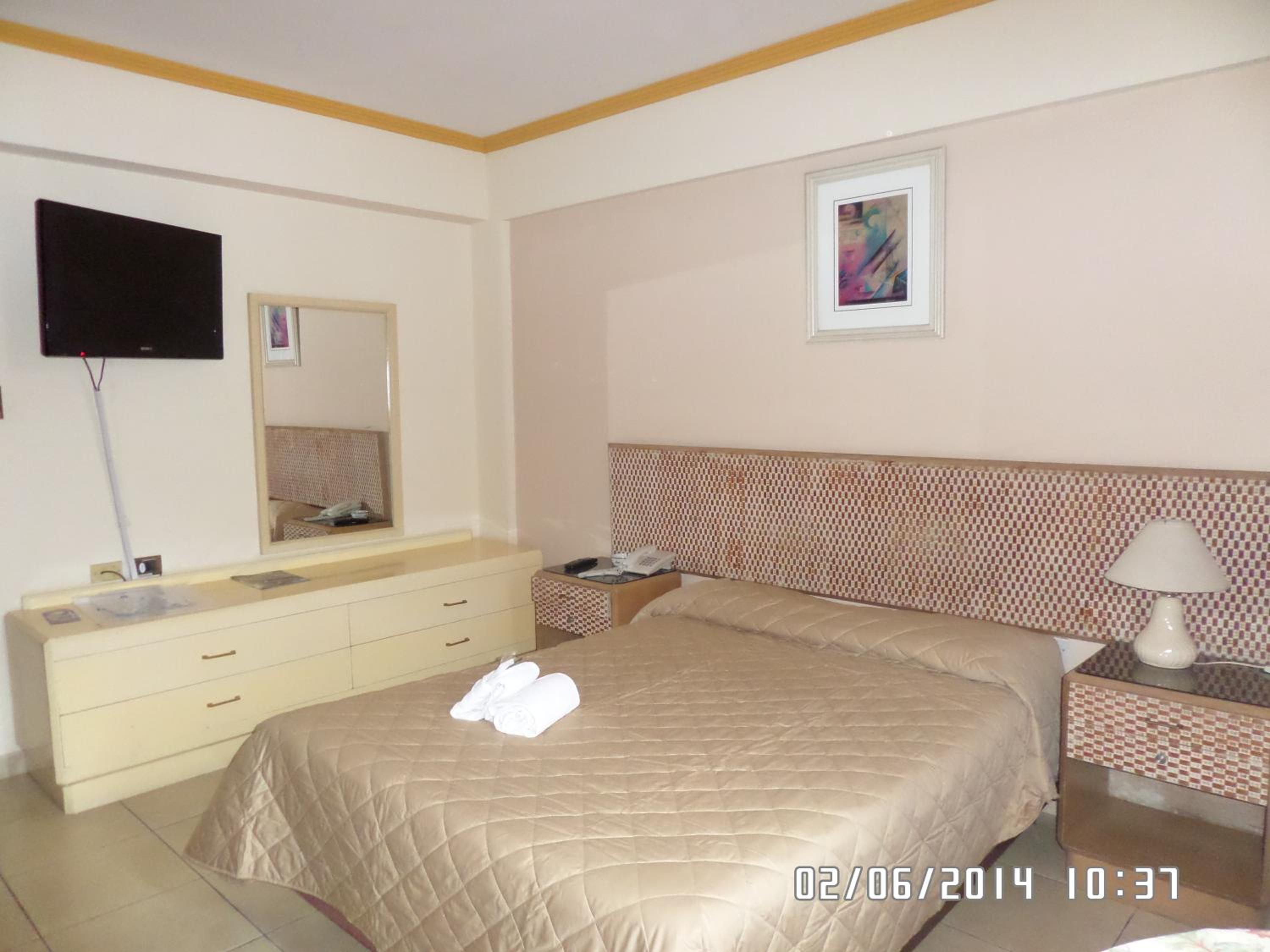 Single Room photo 2