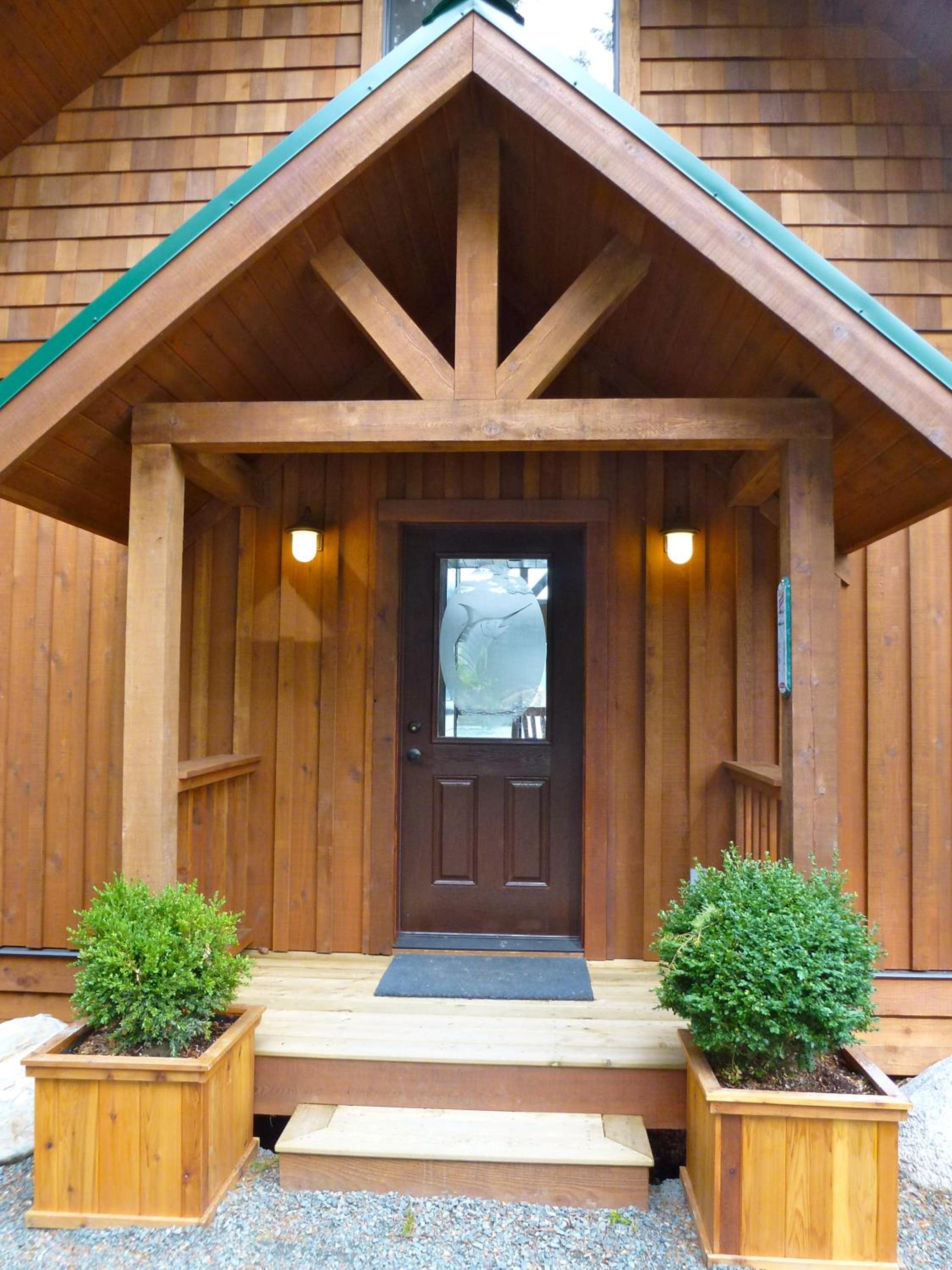 Ocean Front Cabin photo 3